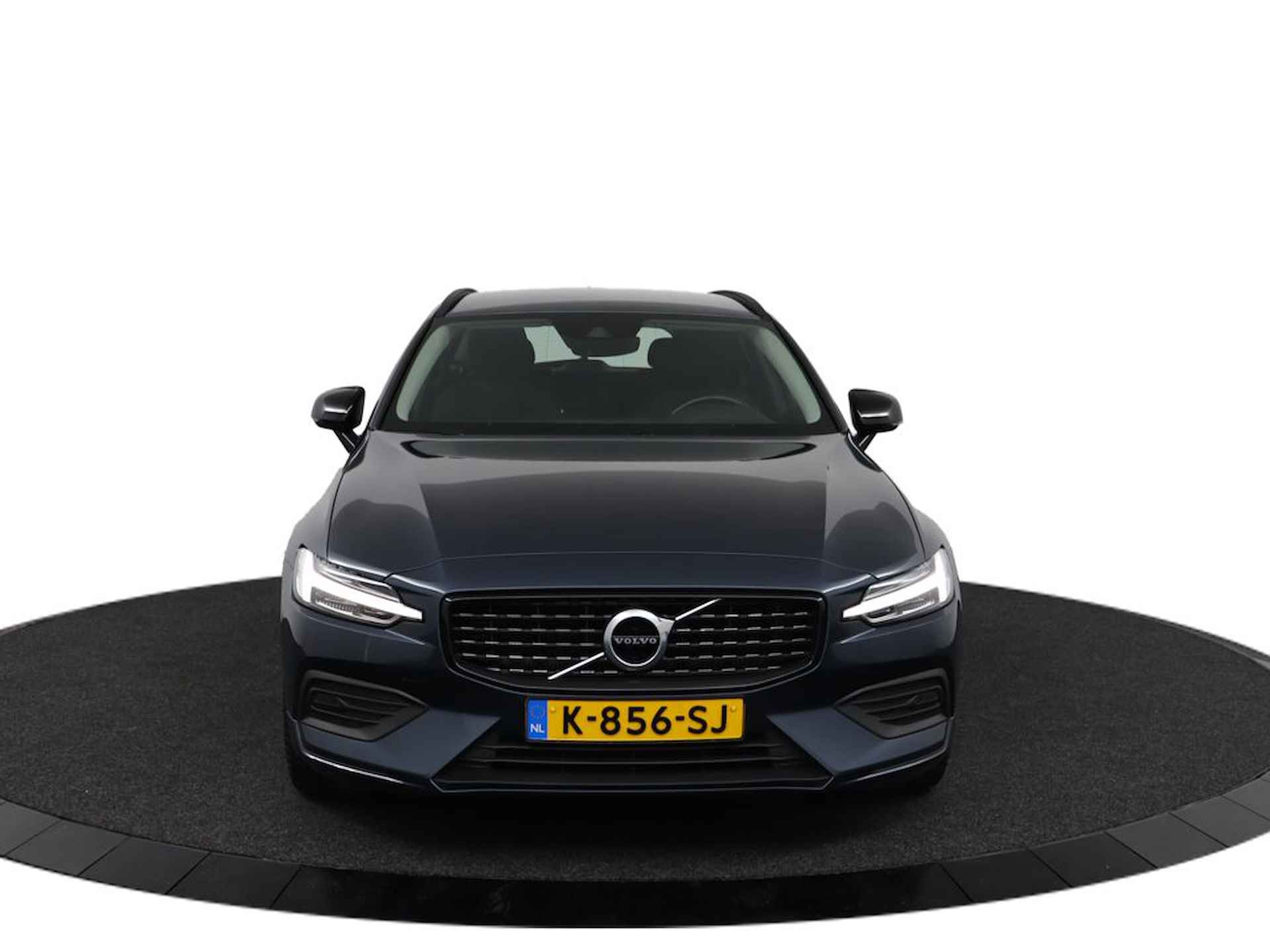 Volvo V60 B3 Momentum Advantage | Stoel & stuurwielverwarming | Adaptieve cruise control incl. BLIS | High performance audio | Park assist - 16/53