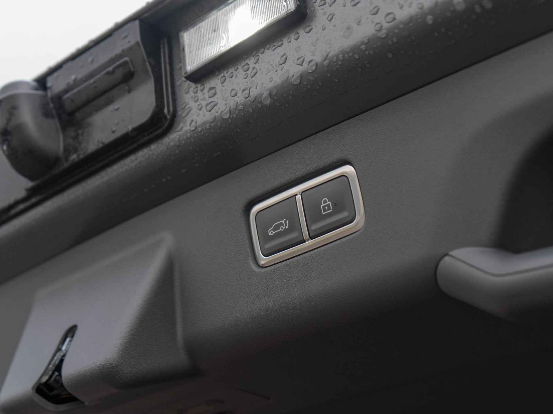 Kia EV9 Launch Edition GT-Line AWD 99.8 kWh | Clima | Navi | 7-Pers. | Adapt. Cruise | 21" | Head-Up | Stoel-/Stuurverwarming | Premium Audio | Schuif-/kanteldak - 16/45