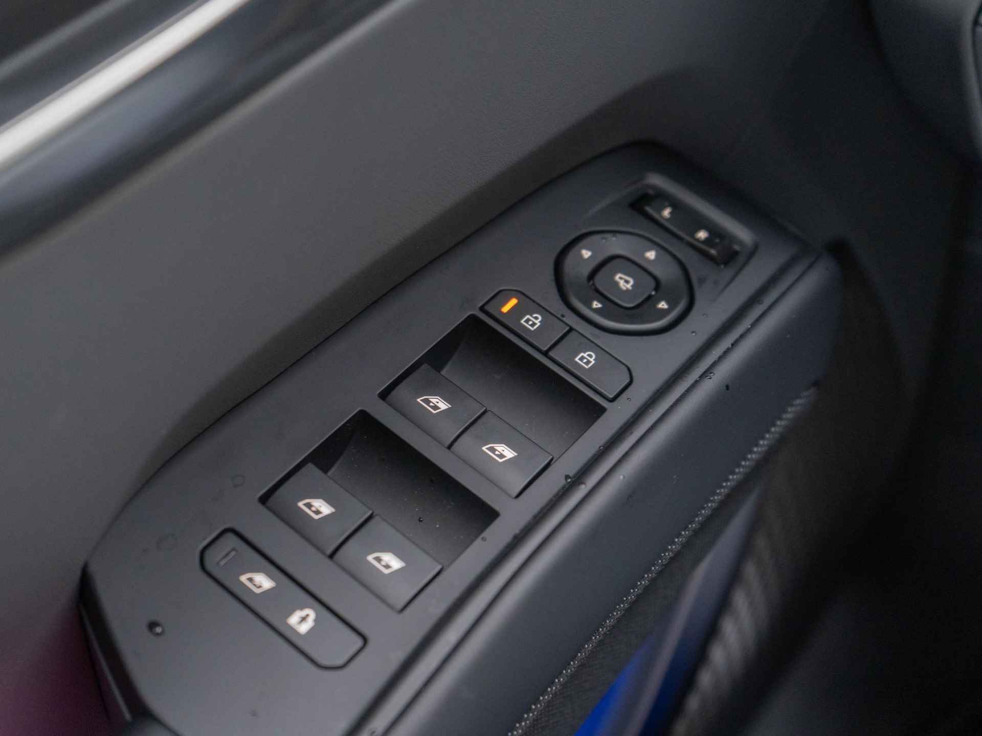 Kia EV9 Launch Edition GT-Line AWD 99.8 kWh | Clima | Navi | 7-Pers. | Adapt. Cruise | 21" | Head-Up | Stoel-/Stuurverwarming | Premium Audio | Schuif-/kanteldak - 25/45