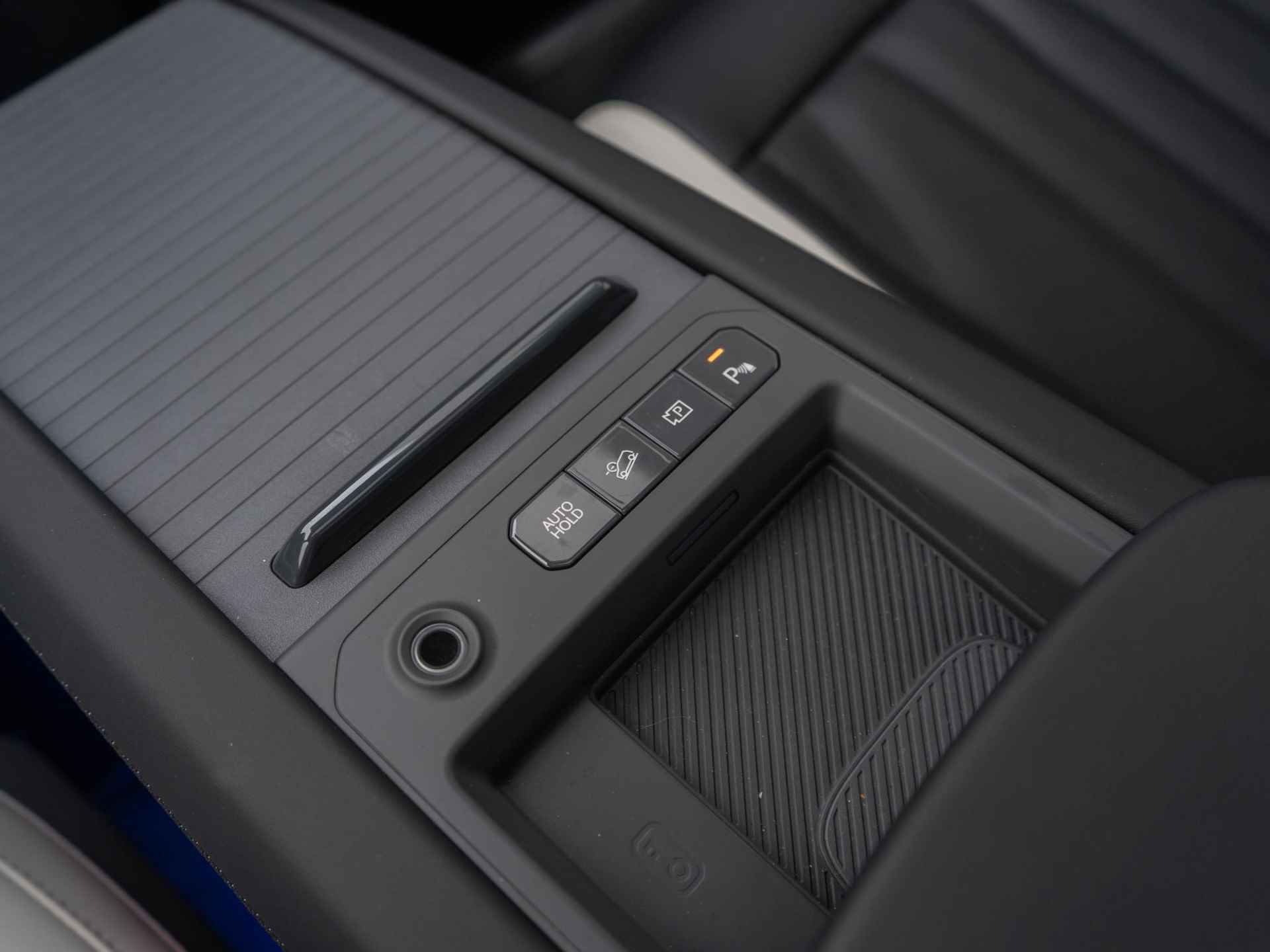 Kia EV9 Launch Edition GT-Line AWD 99.8 kWh | Clima | Navi | 7-Pers. | Adapt. Cruise | 21" | Head-Up | Stoel-/Stuurverwarming | Premium Audio | Schuif-/kanteldak - 32/45