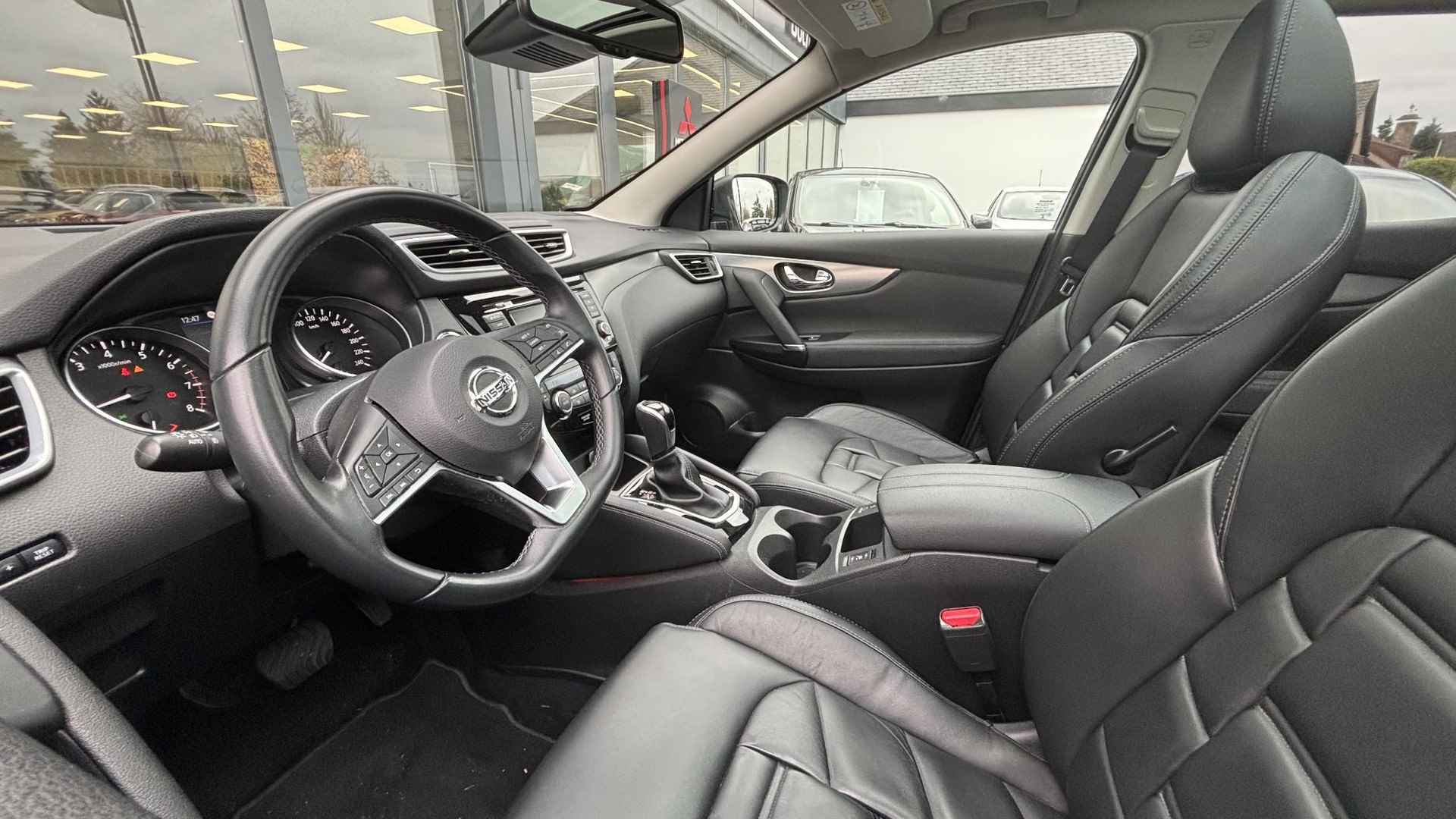 Nissan Qashqai 1.3 DIG-T Premium Edition | LEDER | 19'' LICHTMETALEN VELGEN | PANODAK | PDC V+A | 360° Camera | - 24/29