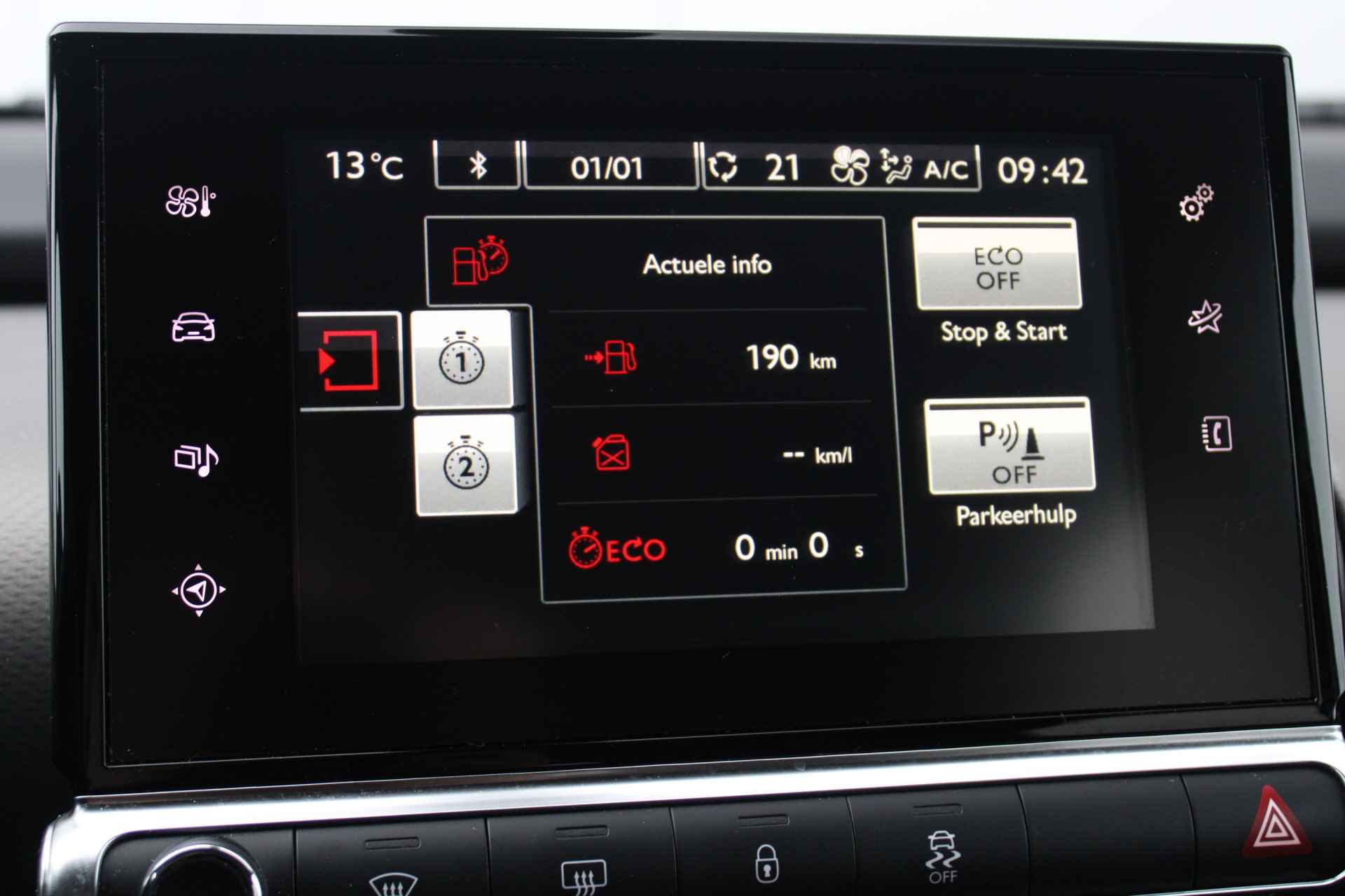 Citroën C4 Cactus 1.2 e-VTi Shine Automaat Navigatie, Achteruitrijcamera, Cruise Control, Parkeersensoren Achter, Airco Automatisch - 24/40