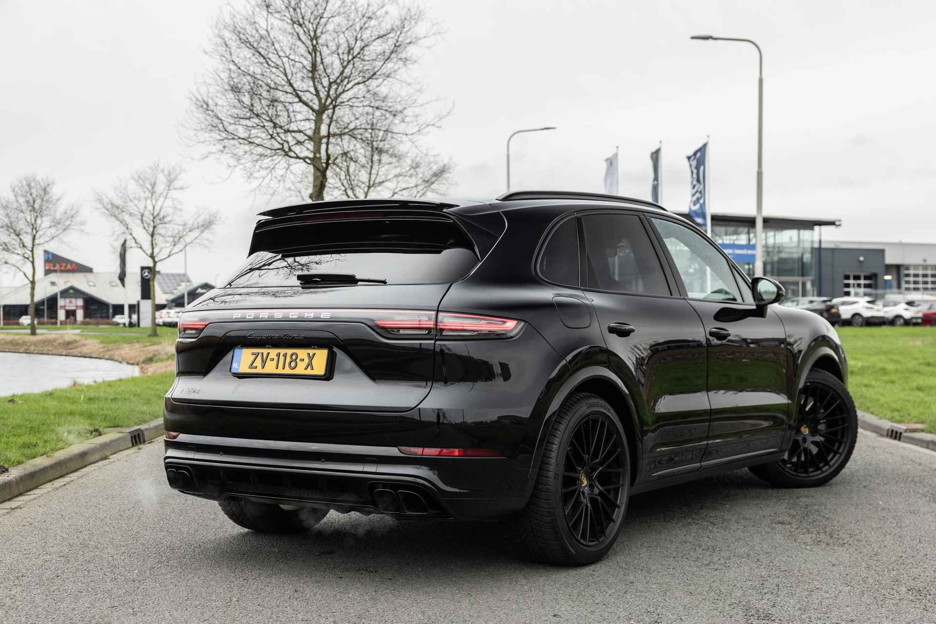 Porsche Cayenne 4.0 Turbo | Sport Chrono | Adaptieve CruiseControl | Adaptieve Sportstoelen + Memory | Exterieur Pakket | Matrix LED + PDLS+ | Panoramadak | Nachtzicht | PDCC Sport | Softclose | - 53/63