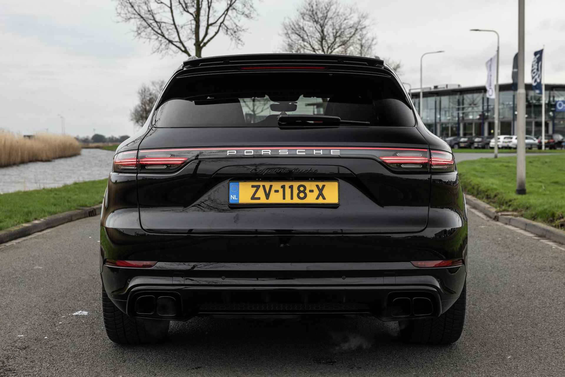 Porsche Cayenne 4.0 Turbo | Sport Chrono | Adaptieve CruiseControl | Adaptieve Sportstoelen + Memory | Exterieur Pakket | Matrix LED + PDLS+ | Panoramadak | Nachtzicht | PDCC Sport | Softclose | - 57/63