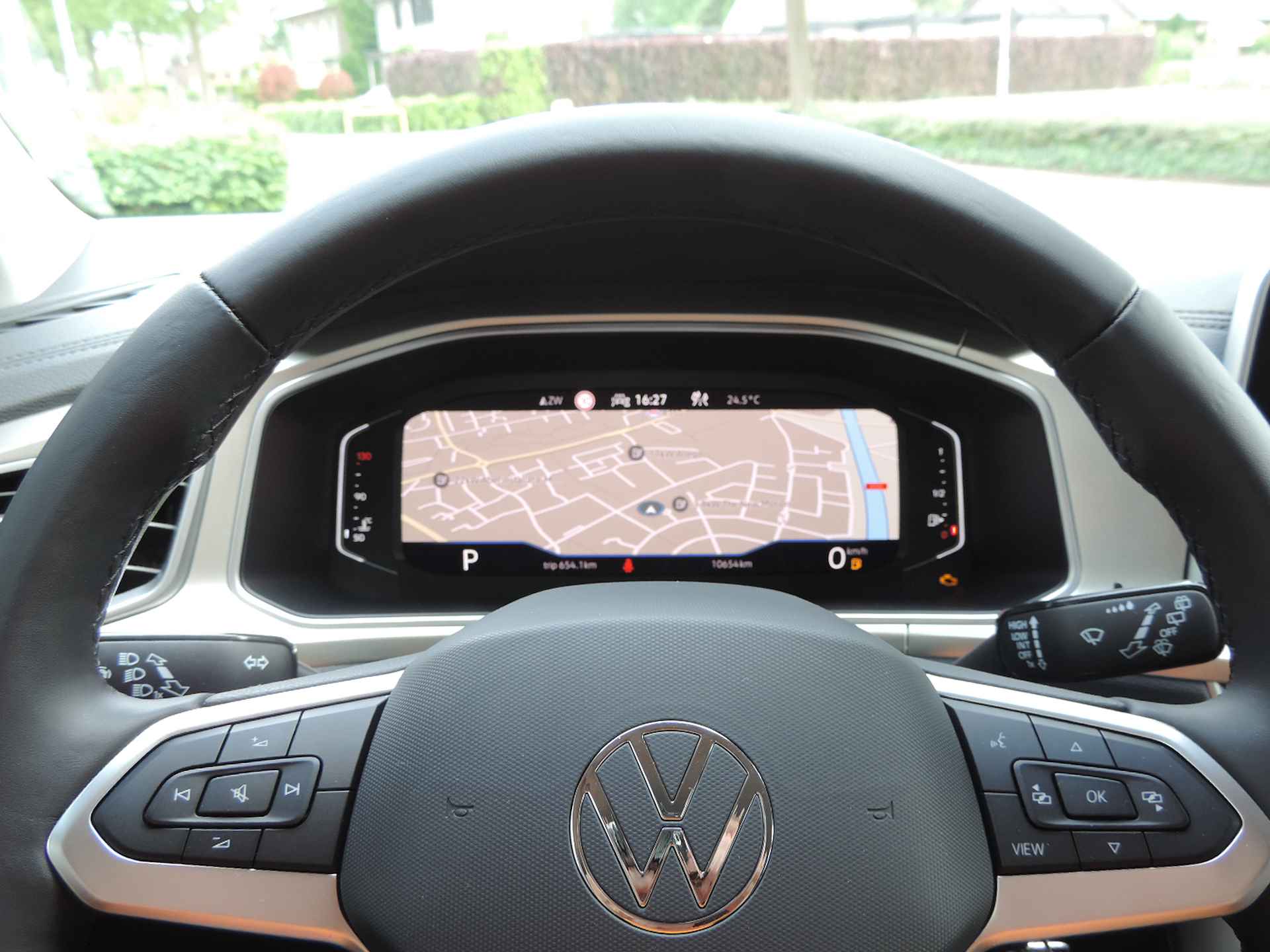 Volkswagen T-Roc 1.5 TSI 150PK Move DSG - Standkachel | Camera | CarPlay | Nav | Virtual | Stoelverw. | Afn. trekh. - 24/54