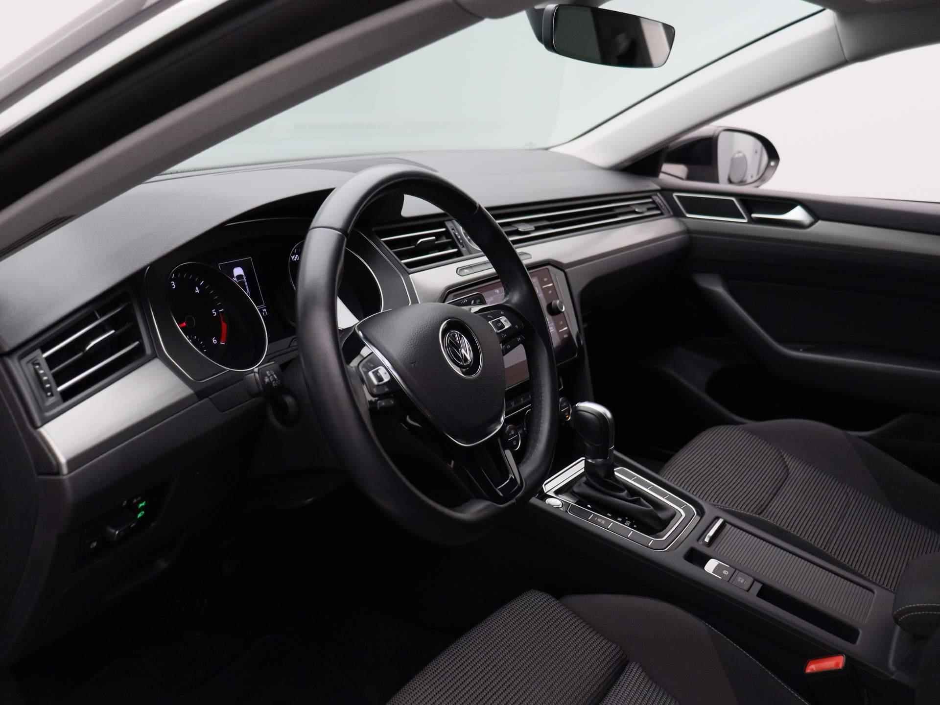 Volkswagen Arteon 2.0 TDI | ACHTERUITRIJCAMERA | NAVIGATIE | LED VERLICHTING | NAVIGATIE | APPLE CARPLAY | ANDROID AUTO | CLIMATE CONROL | - 31/36