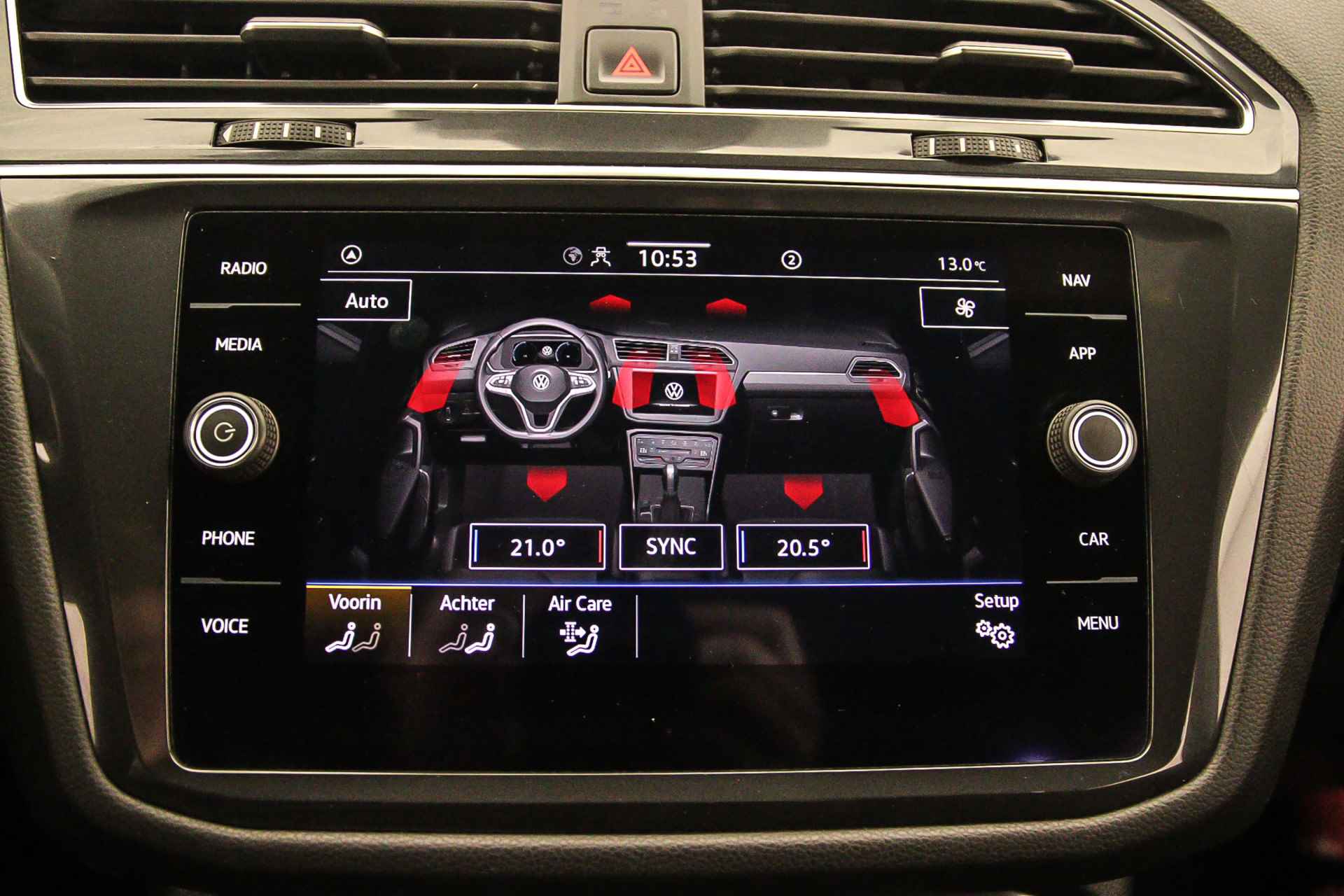 Volkswagen Tiguan Allspace R-Line 7p. 1.5 TSI 150pk DSG Automaat Trekhaak, Lederen bekleding, Panoramadak, Adaptive cruise control, 3e zitrij, Achteruitrijcamera, Navigatie, LED matrix koplampen, Elektrische achterklep - 30/48
