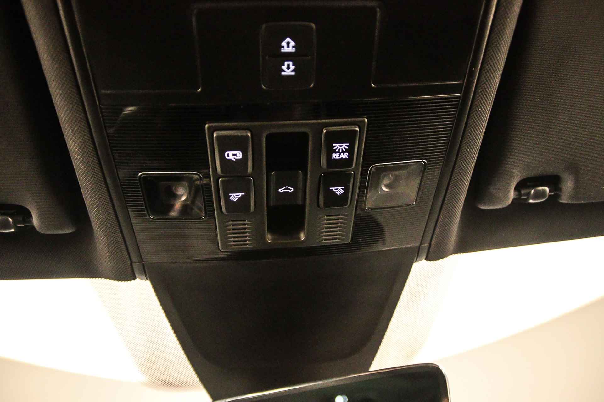 Volkswagen Tiguan Allspace R-Line 7p. 1.5 TSI 150pk DSG Automaat Trekhaak, Lederen bekleding, Panoramadak, Adaptive cruise control, 3e zitrij, Achteruitrijcamera, Navigatie, LED matrix koplampen, Elektrische achterklep - 33/48