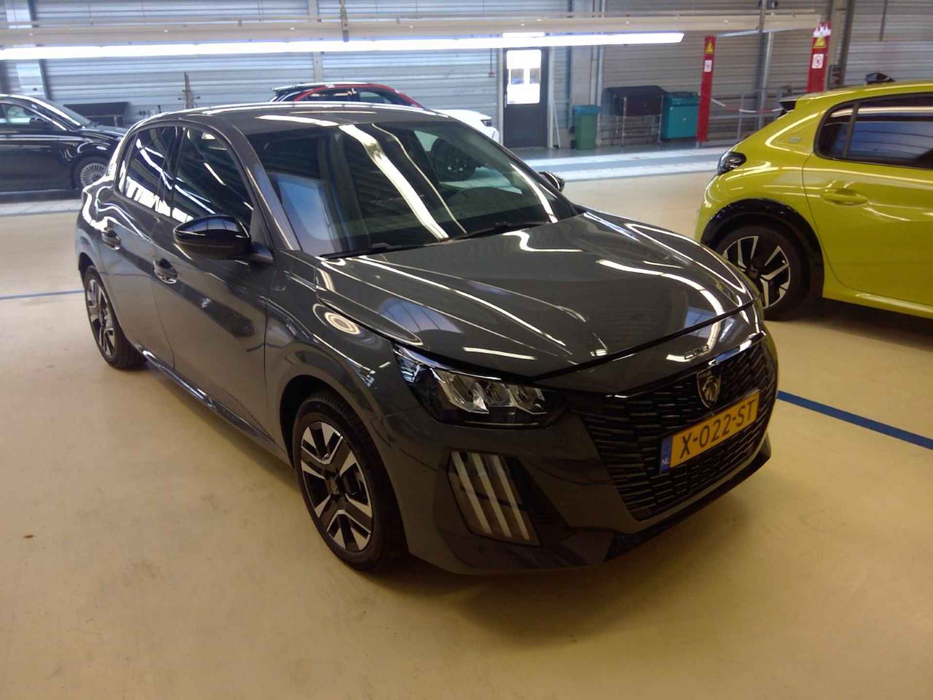 Peugeot e-208 5drs EV Style 50 kWh | Navigatie | Stoelverwarming | Nieuw model | Nieuwe auto | - 3/17