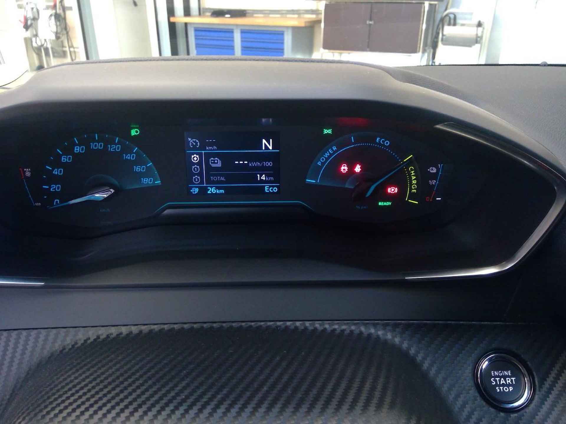 Peugeot e-208 5drs EV Style 50 kWh | Navigatie | Stoelverwarming | Nieuw model | Nieuwe auto | - 9/17