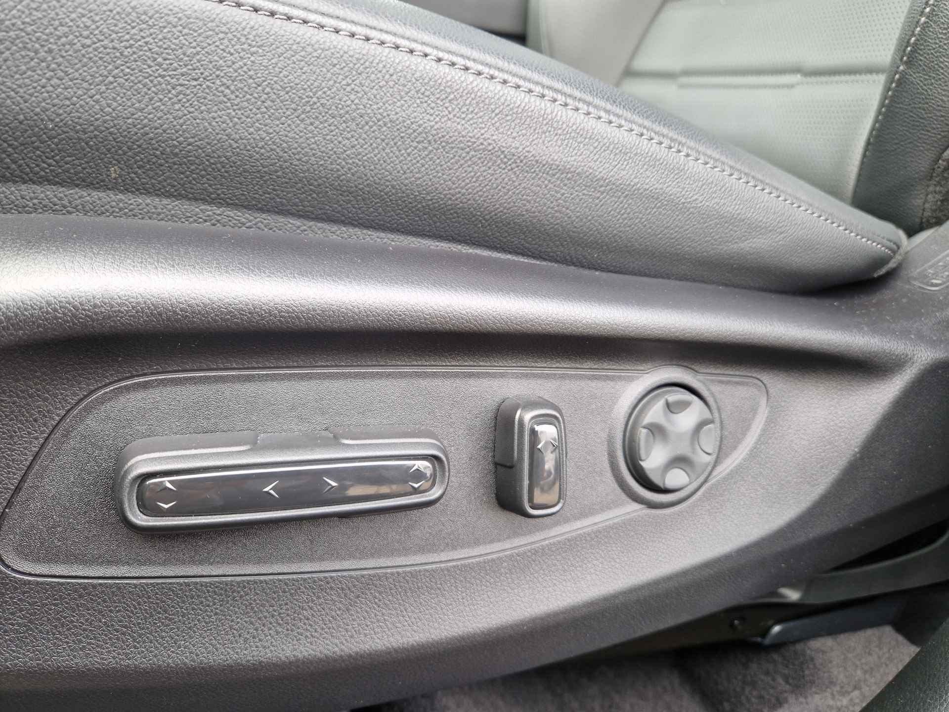 Honda CR-V 2.0 e:HEV AWD Advance Parkeersensoren V+A, Dodehoek detectie, Head-up display , All-in Rijklaarprijs - 11/35