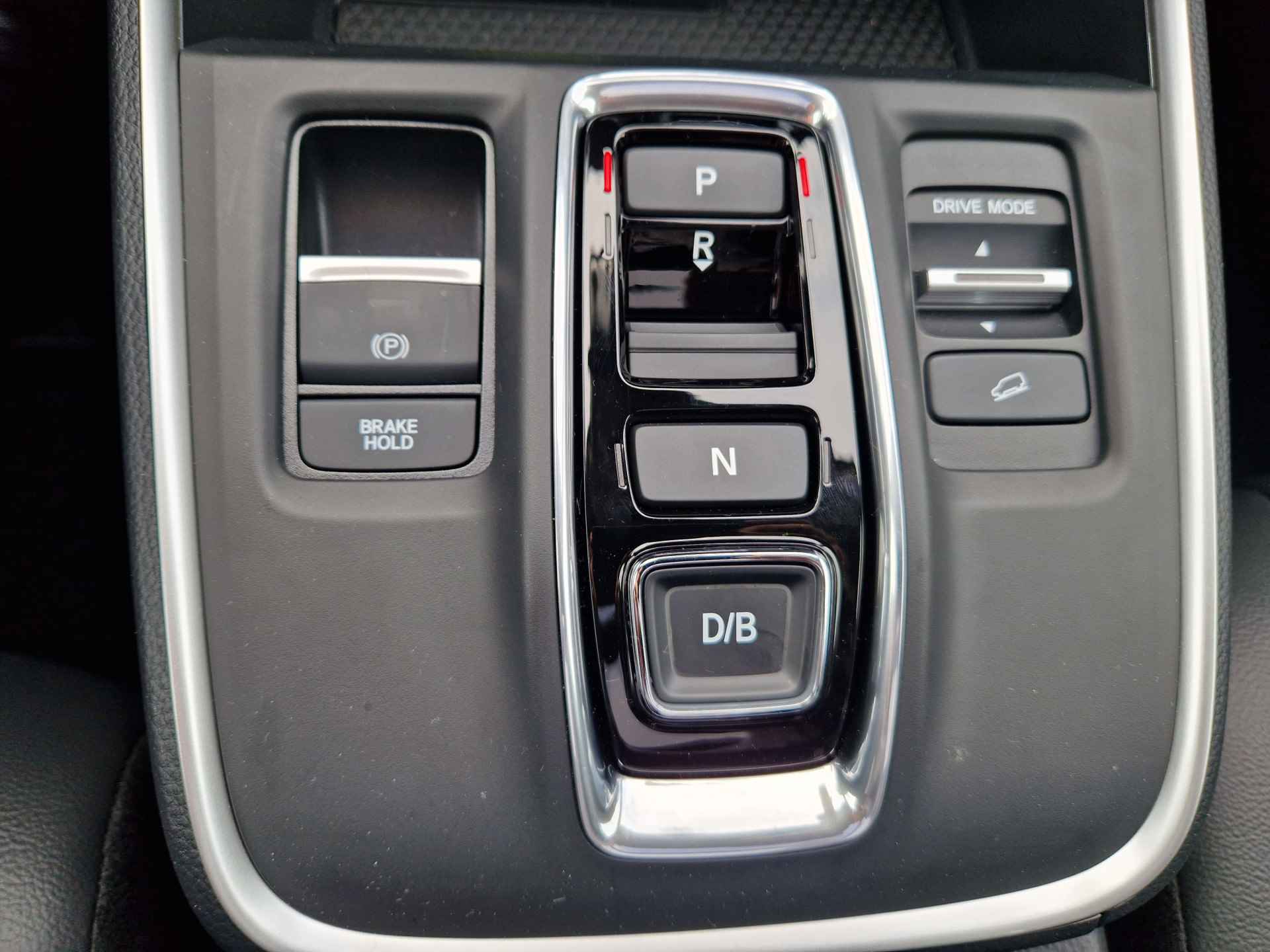 Honda CR-V 2.0 e:HEV AWD Advance Parkeersensoren V+A, Dodehoek detectie, Head-up display , All-in Rijklaarprijs - 20/35