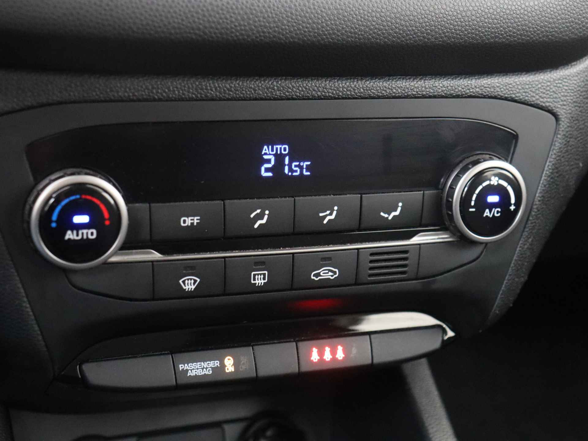 Hyundai i20 1.0 T-GDI Comfort 5 deurs | Climate Control - 17/30