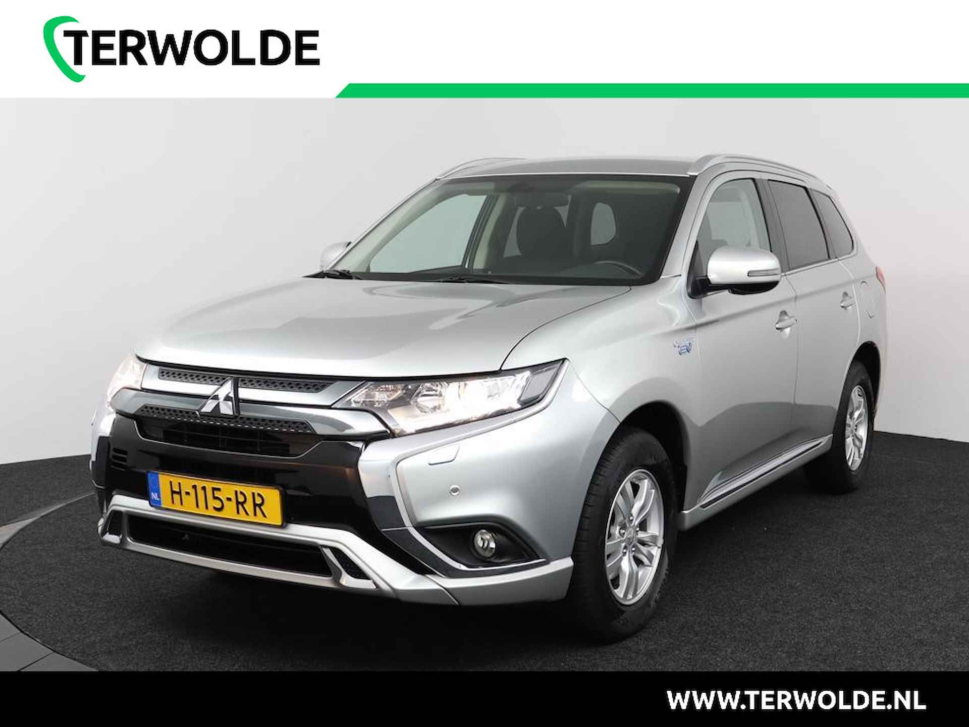 Mitsubishi Outlander 2.4 PHEV Pure | Eerste Eigenaar | Dealer ondh.| Lichtmetalen velgen | Privacy Glass | Apple Carplay / Android Auto NAVI | Parkeerhulp | Camera - 1/50