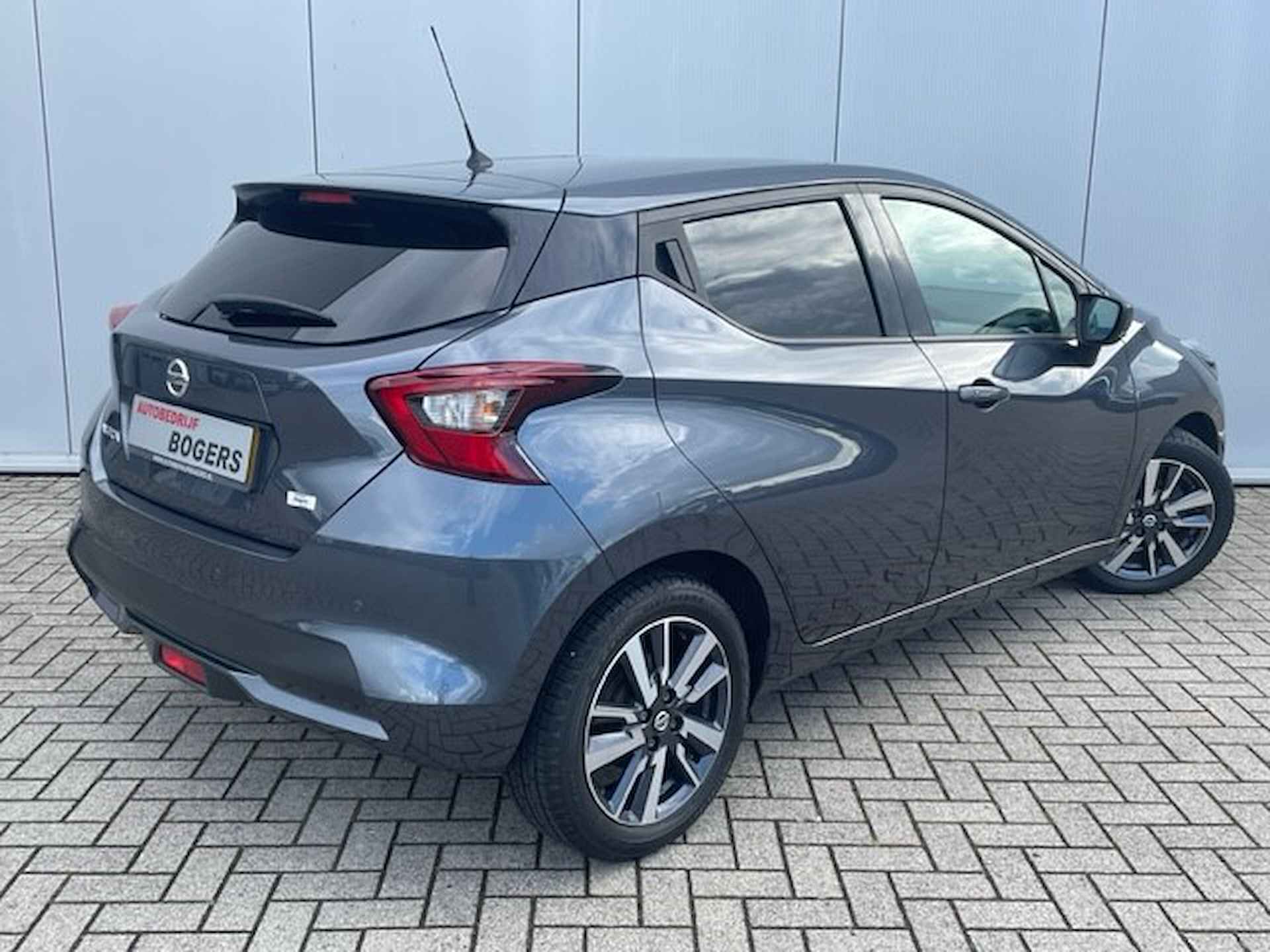 Nissan Micra 1.0 IG-T N-Connecta Navigatie, Climate Control, Cruise Control, 16"Lm, Achteruitrijcamera - 2/19