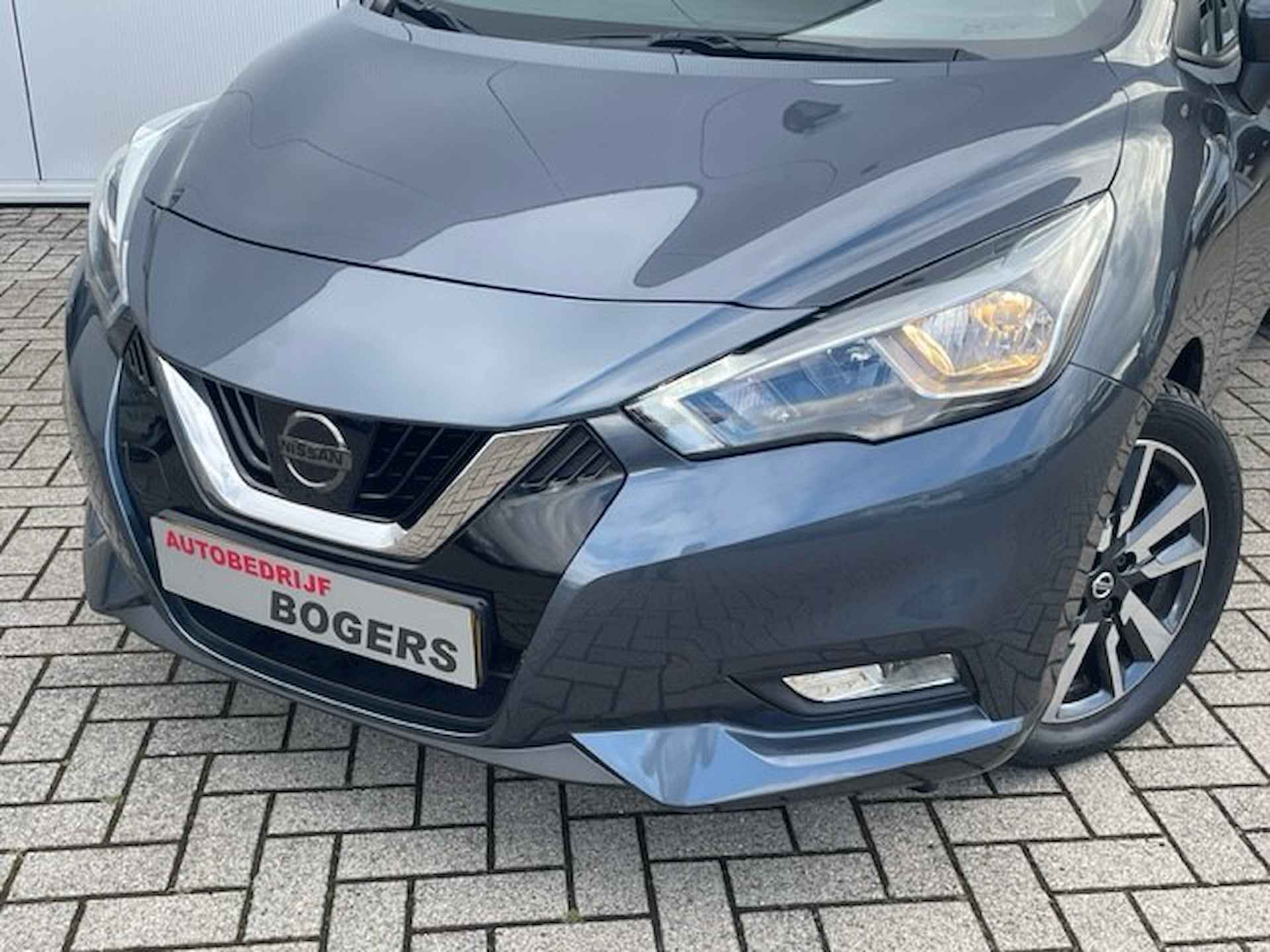 Nissan Micra 1.0 IG-T N-Connecta Navigatie, Climate Control, Cruise Control, 16"Lm, Achteruitrijcamera - 4/19