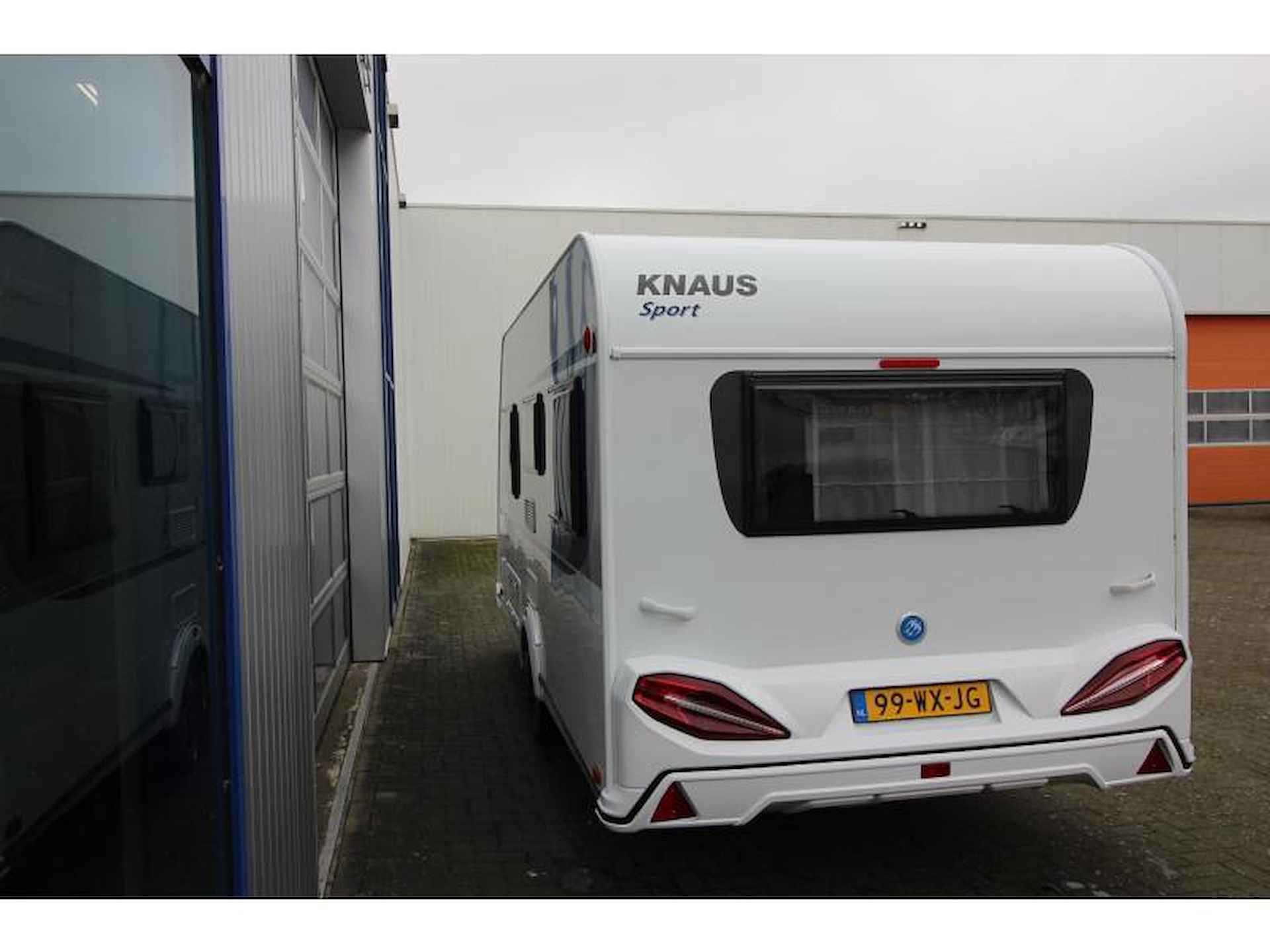 Knaus Sport Silver Selection 450 FU Boogluifel met voorw - 22/24