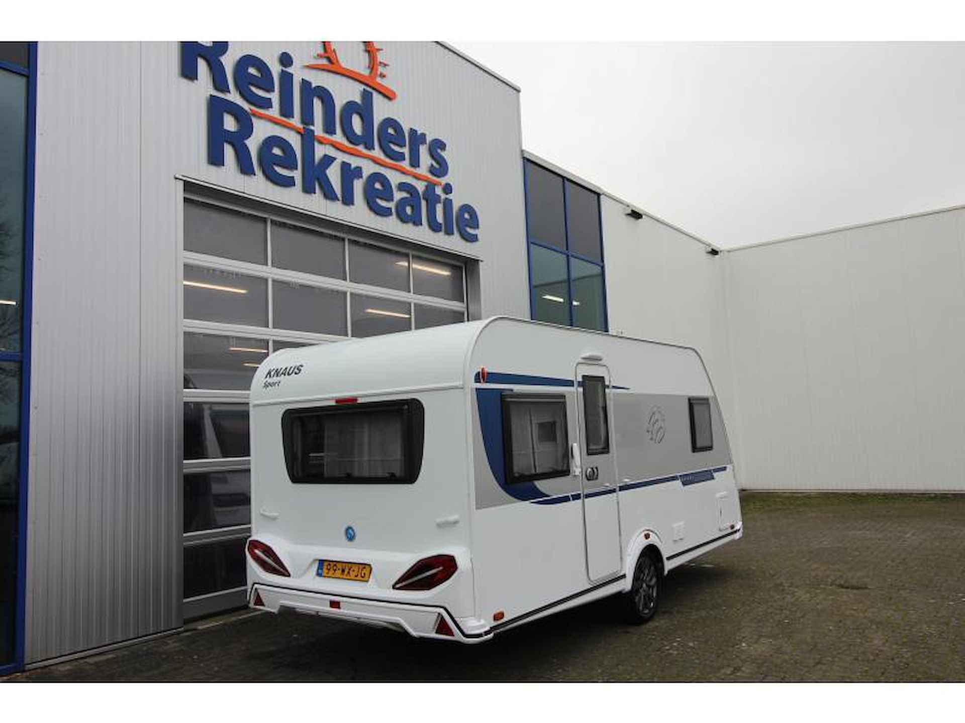 Knaus Sport Silver Selection 450 FU Boogluifel met voorw - 23/24