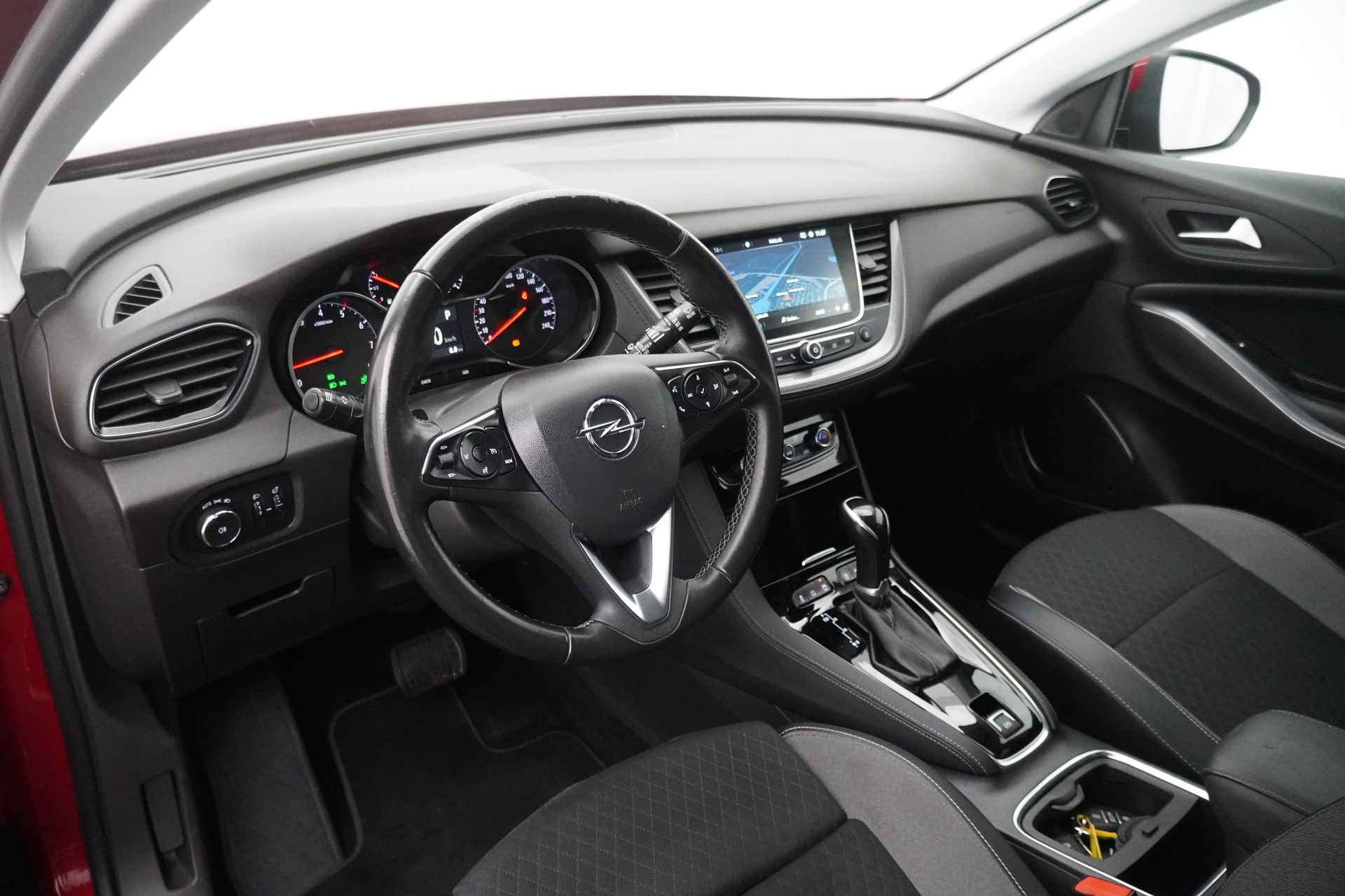 Opel Grandland X BWJ 2019 1.2 Turbo 131 PK Business Executive AUTOMAAT / TREKHAAK / APPLE CARPLAY / ANDROID AUTO / DODEHOEKSENSOR / MASSAGESTOEL / CRUISE / NAVI / CLIMA - 5/31