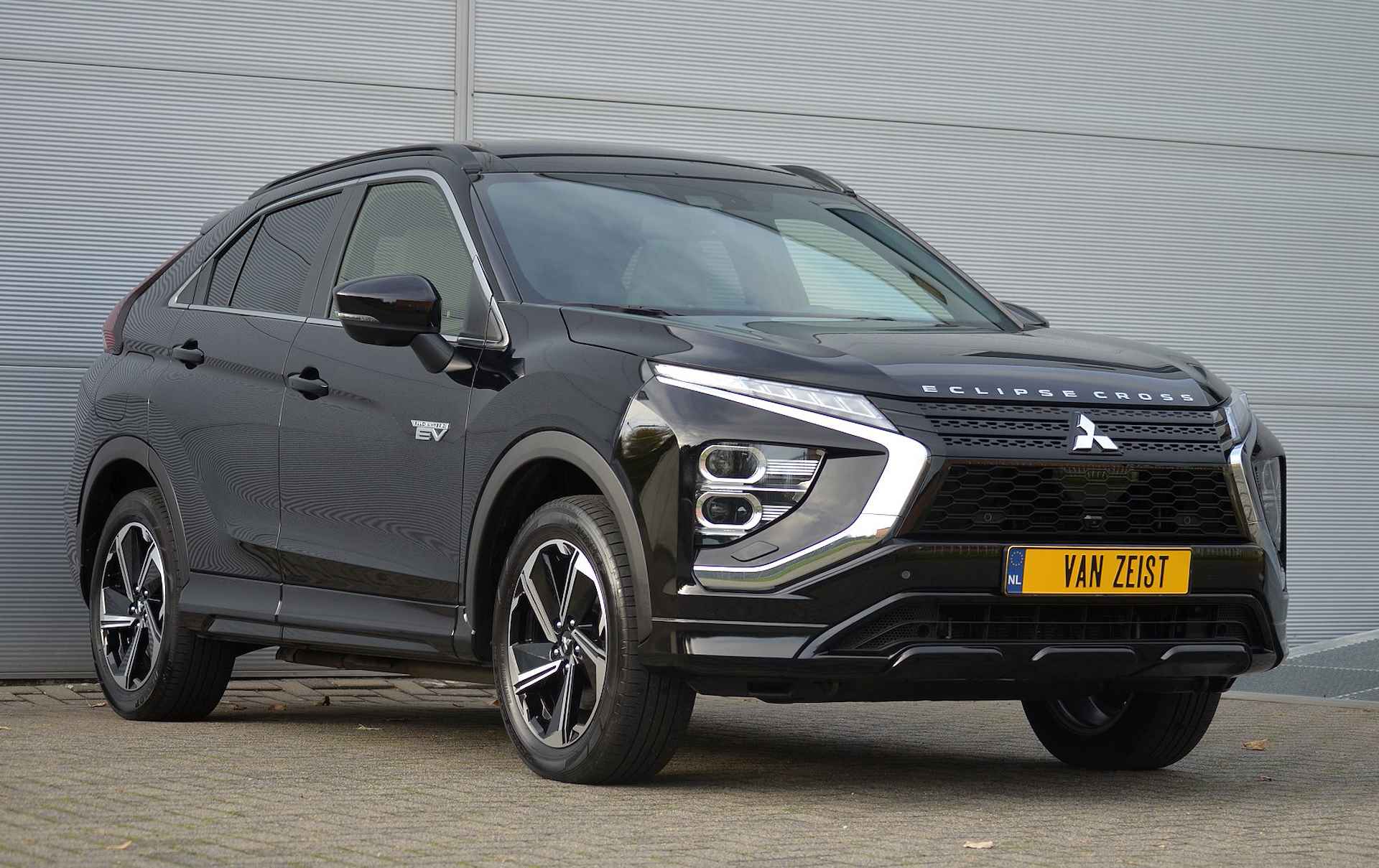 Mitsubishi Eclipse Cross PHEV 2.4 INSTYLE 4WD | PLUG IN HYBRID | FULL OPTIONS | PANORAMADAK | TREKHAAK 1500KG | FABRIEKGARANTIE TOT 21-09-2029* | ALL IN RIJKLAARPRIJS - 13/52