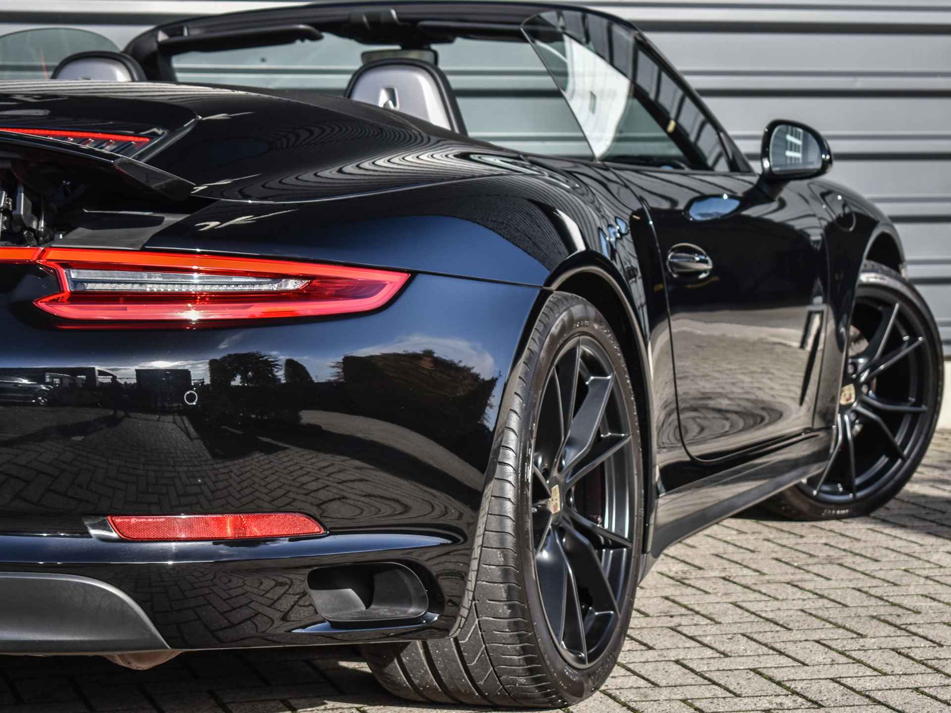 Porsche 911 Cabrio 3.0 Carrera 4S | SPORTSTOELEN PLUS | FULL-LED | SPORT UITLAAT | CAMERA | - 49/54