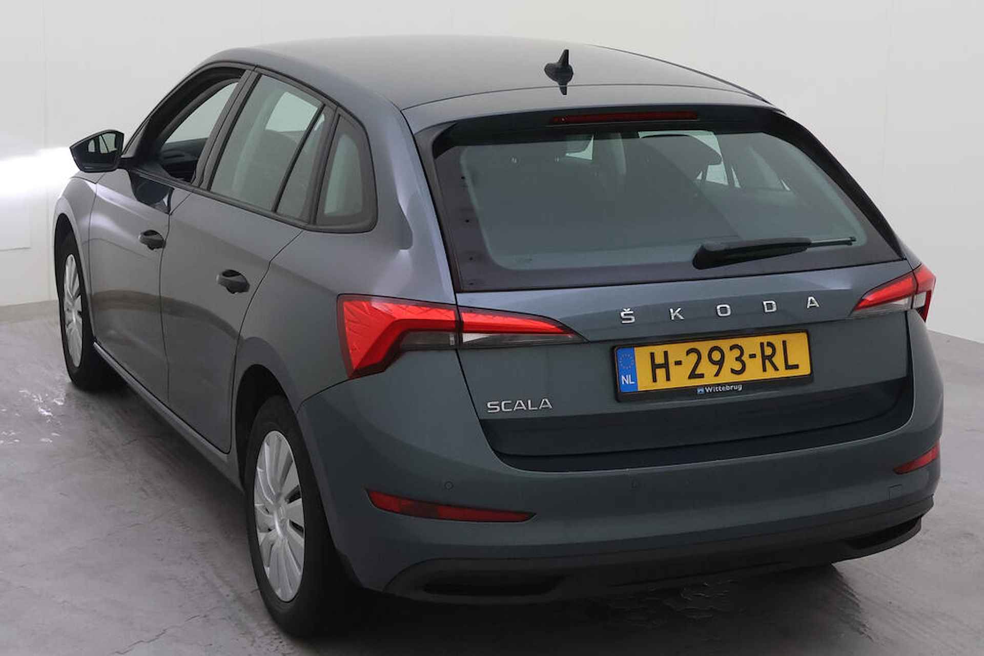 Škoda Scala 1.0 TSI Active Metallic/ Airco/ APP/ LED/ Parkeersensor  A - 9/10