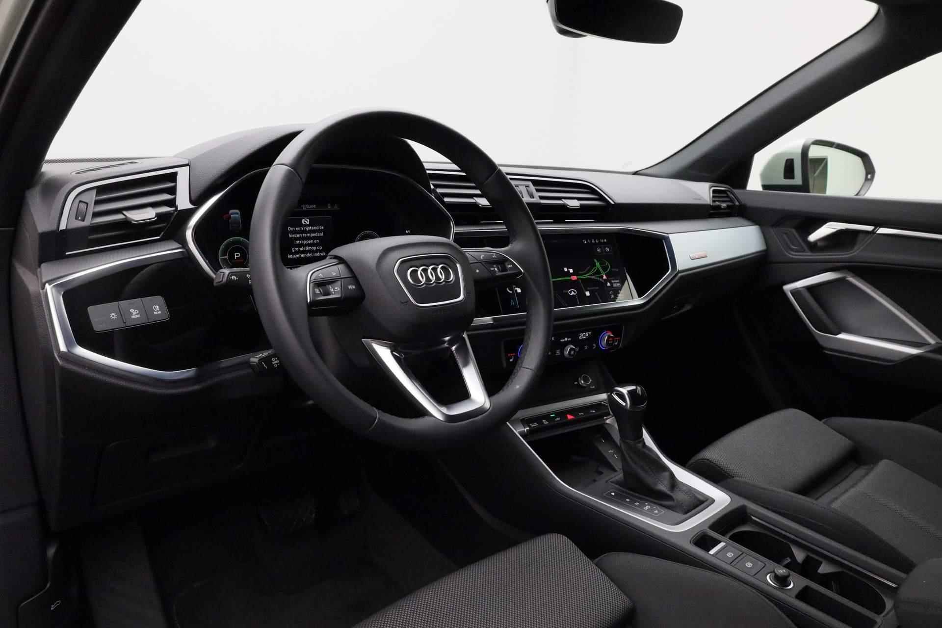 Audi Q3 Sportback 45 TFSI e 245PK S-tronic Advanced Edition | Matrix LED | Keyless | 20 inch | 360 camera | Navi | ACC | Zwart optiek - 3/49