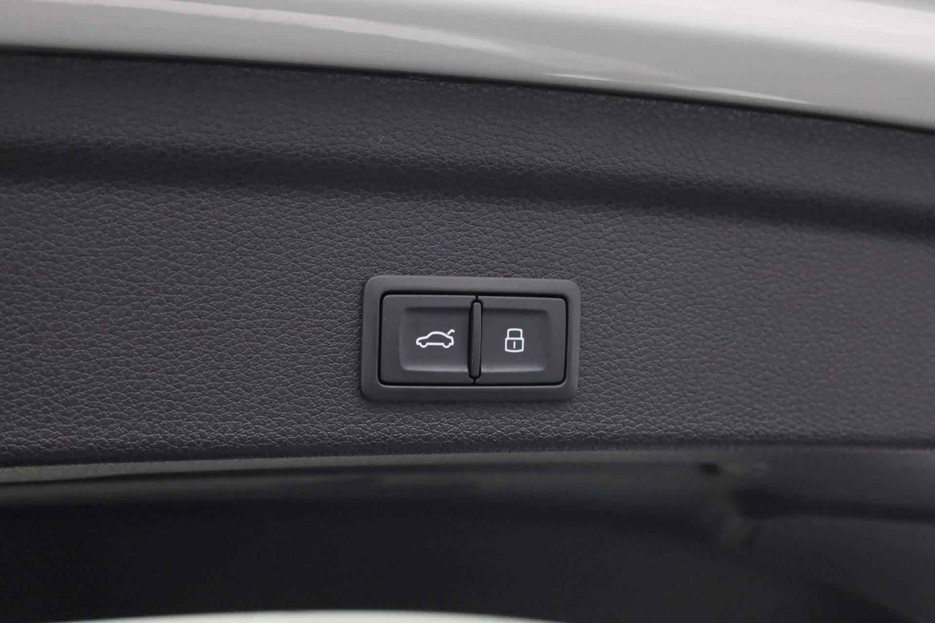 Audi Q3 Sportback 45 TFSI e 245PK S-tronic Advanced Edition | Matrix LED | Keyless | 20 inch | 360 camera | Navi | ACC | Zwart optiek - 48/49