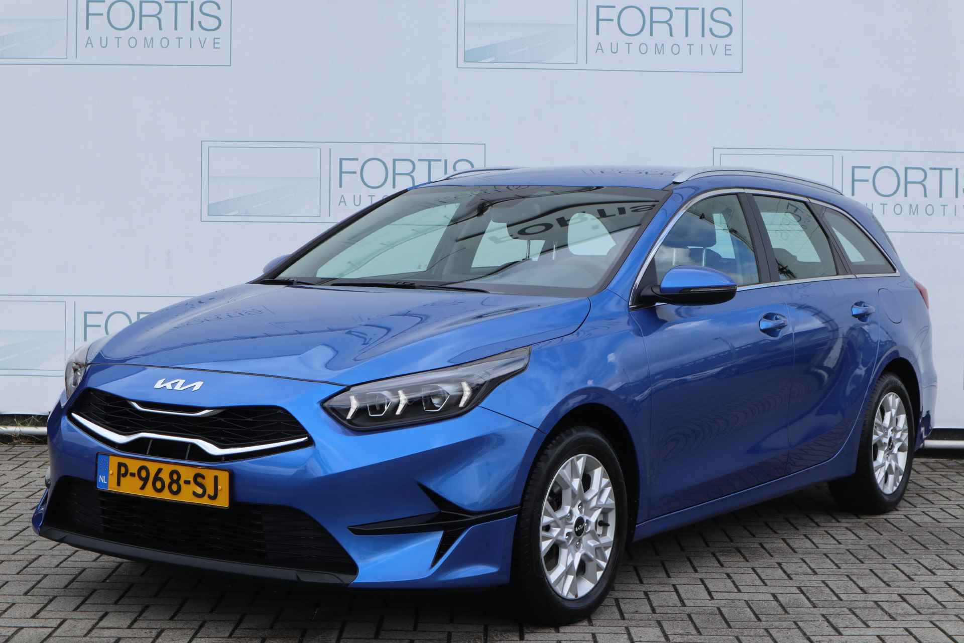 Kia Ceed Sportswagon 1.0 T-GDi DynamicLine NL AUTO | CARPLAY | CAMERA | - 1/37