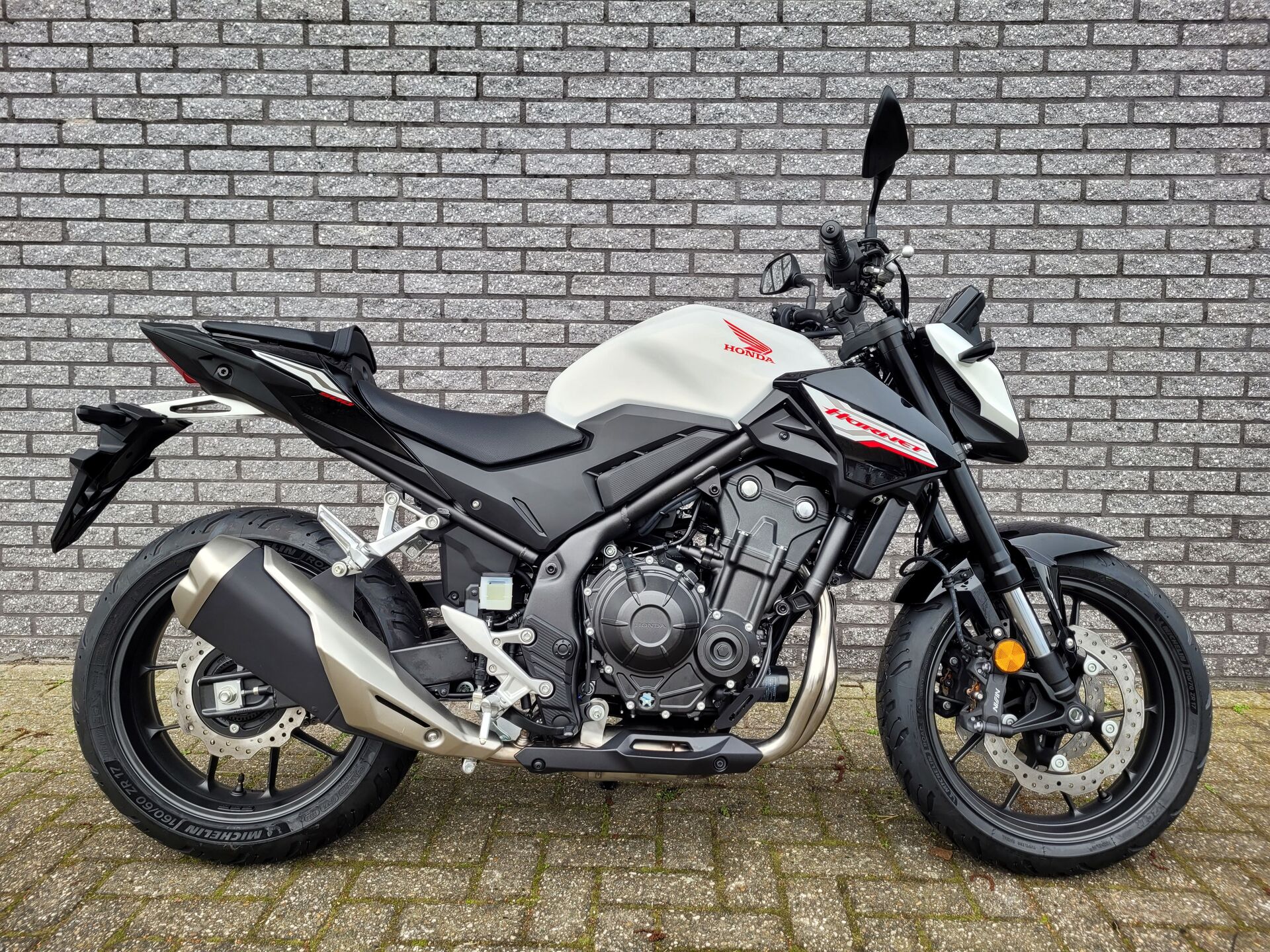 Honda CB500 Hornet bij viaBOVAG.nl
