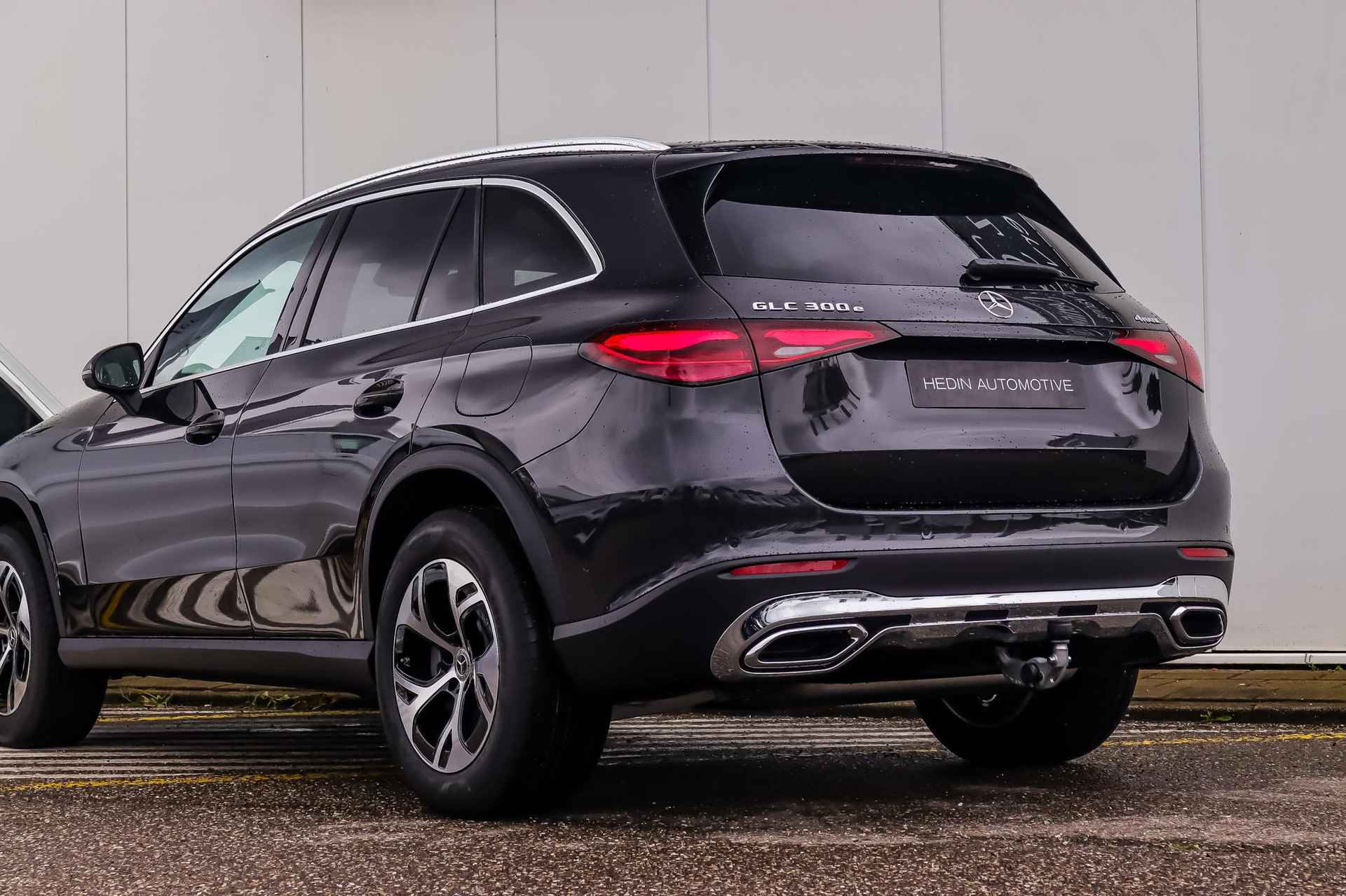 Mercedes-Benz GLC GLC 300e Automaat 4MATIC Business Line | Panoramadak | Parkeerpakket met 360°-camera | Trekhaak - 37/42