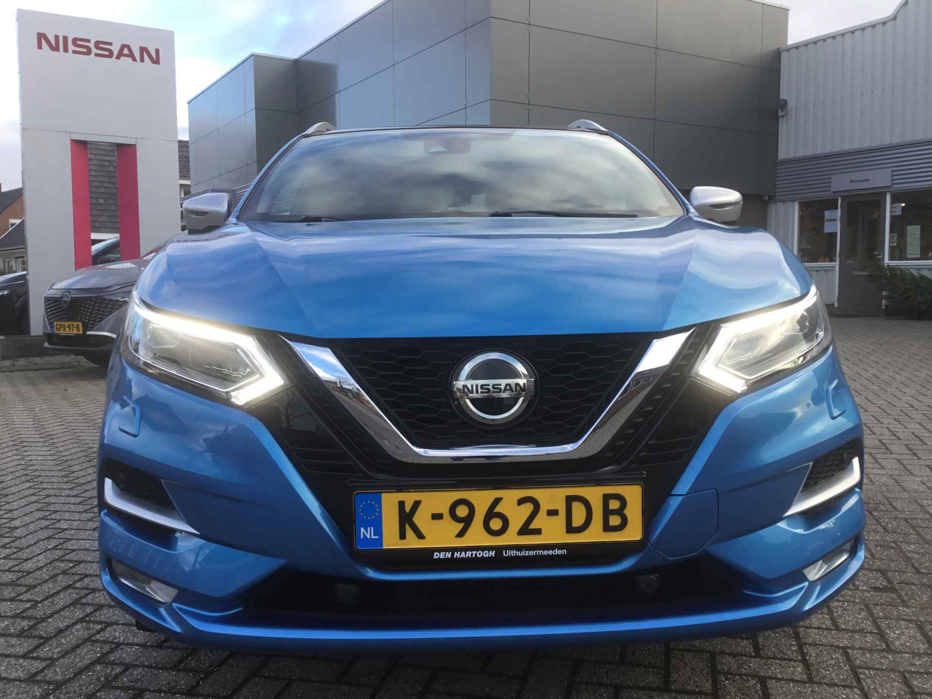 Nissan QASHQAI 1.3 DIG-T 160 DCT Tekna + Dynamic Pack - 29/37