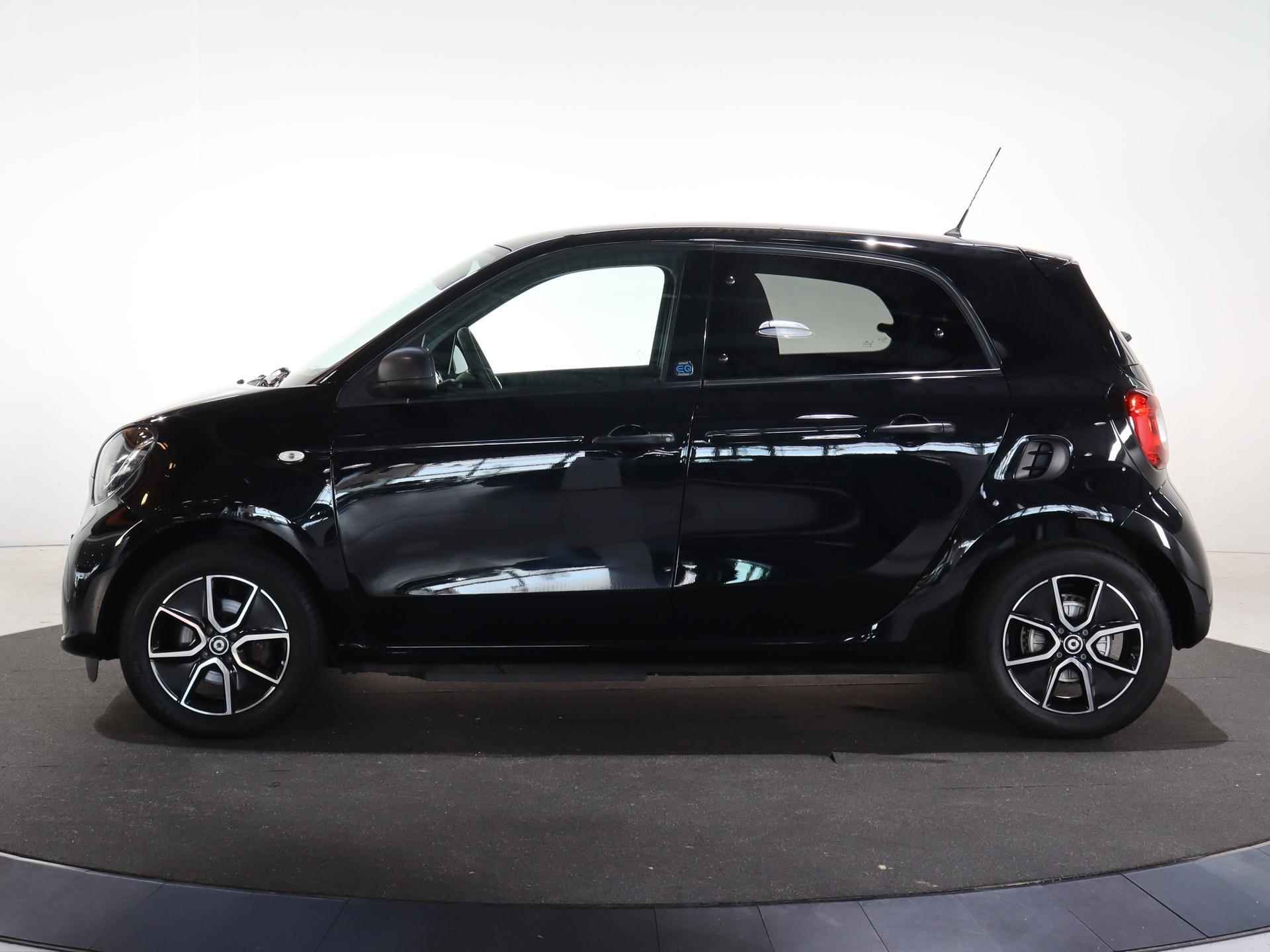 smart ForFour EQ Essential 18 kWh | Lederen bekleding | Climate Control | Elekt. Pakket | Cruise control | LED-Dagrijverlichting | 24 Mnd. Certified garantie! | - 6/23