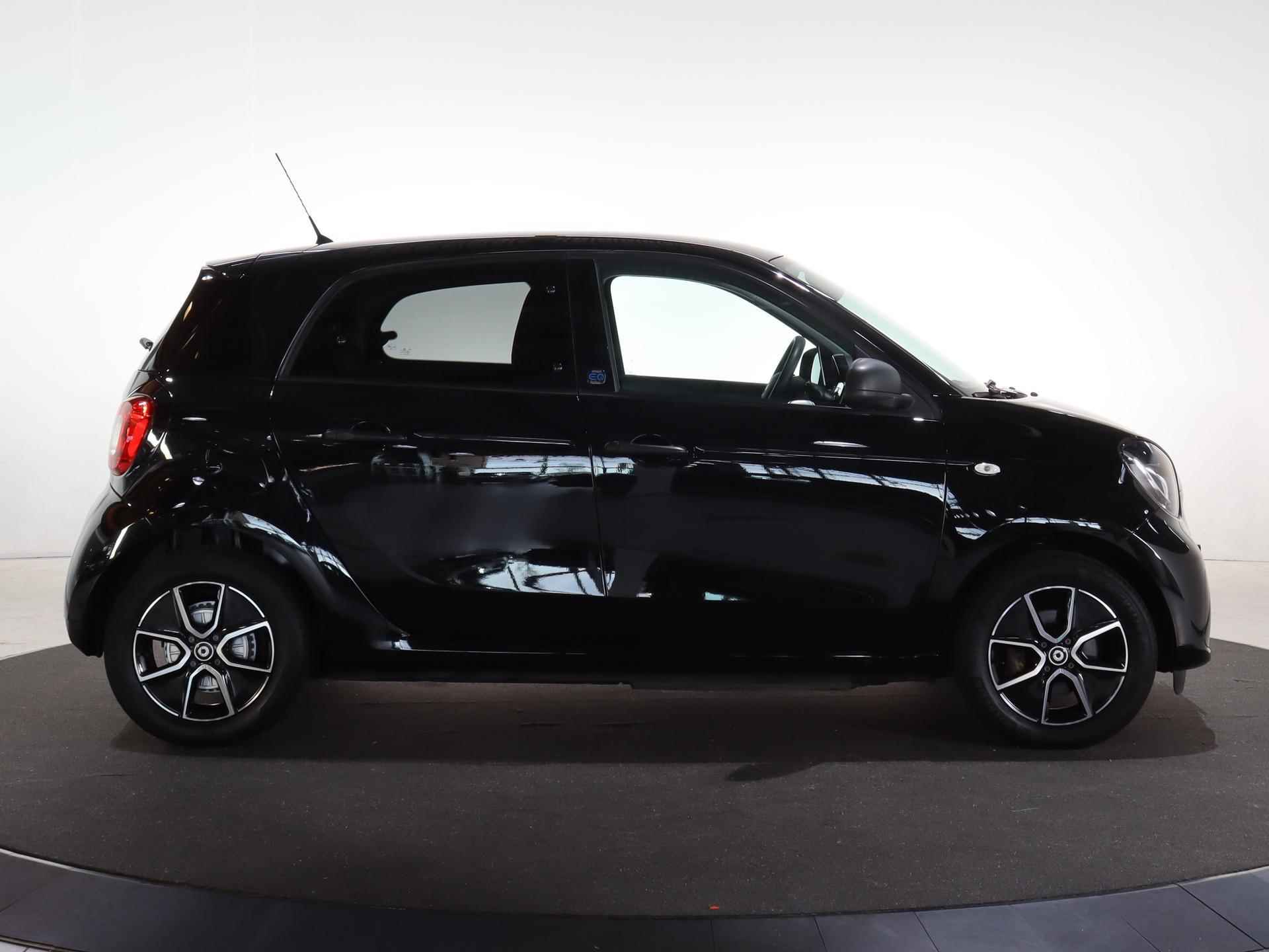 smart ForFour EQ Essential 18 kWh | Lederen bekleding | Climate Control | Elekt. Pakket | Cruise control | LED-Dagrijverlichting | 24 Mnd. Certified garantie! | - 7/23