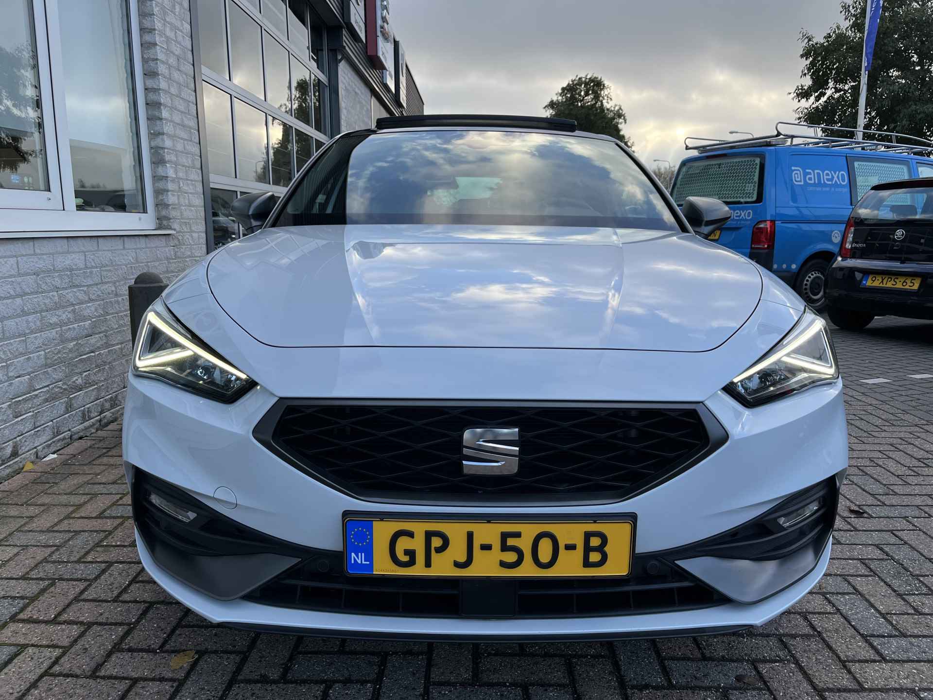 SEAT Leon 1.4 TSI eHybrid PHEV FR / AUTOMAAT/ PANO/ CAMERA/ PARK. SENSOREN/ DODE HOEK/ MATRIX/ MEMORY SEATS/ KEYLESS/ STOEL EN STUUR VERWARM./ ADAPT. CRUISE/ APP CONNECT/ NAVI/ CLIMA/ DAB/ - 41/50