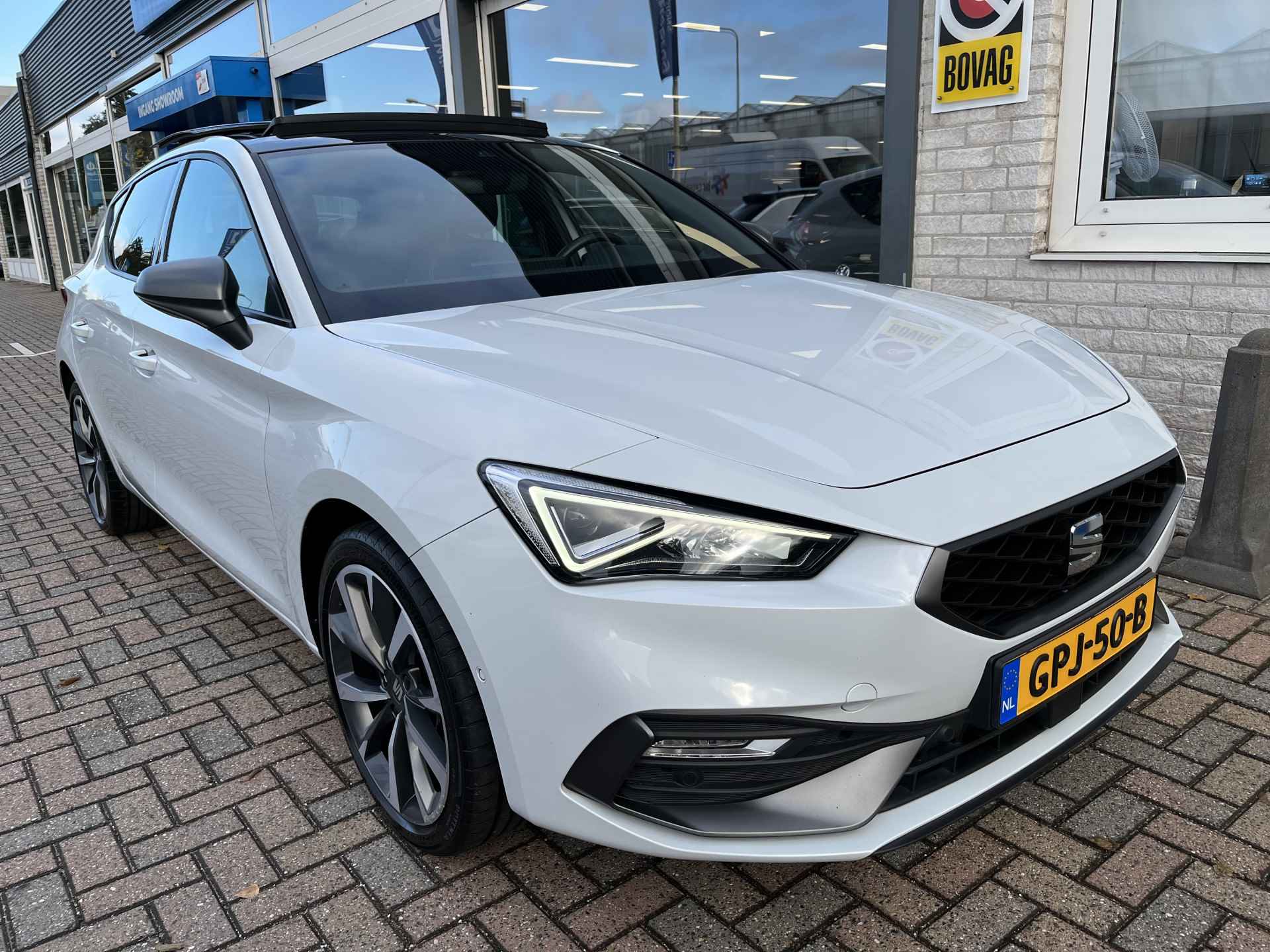 SEAT Leon 1.4 TSI eHybrid PHEV FR / AUTOMAAT/ PANO/ CAMERA/ PARK. SENSOREN/ DODE HOEK/ MATRIX/ MEMORY SEATS/ KEYLESS/ STOEL EN STUUR VERWARM./ ADAPT. CRUISE/ APP CONNECT/ NAVI/ CLIMA/ DAB/ - 47/50