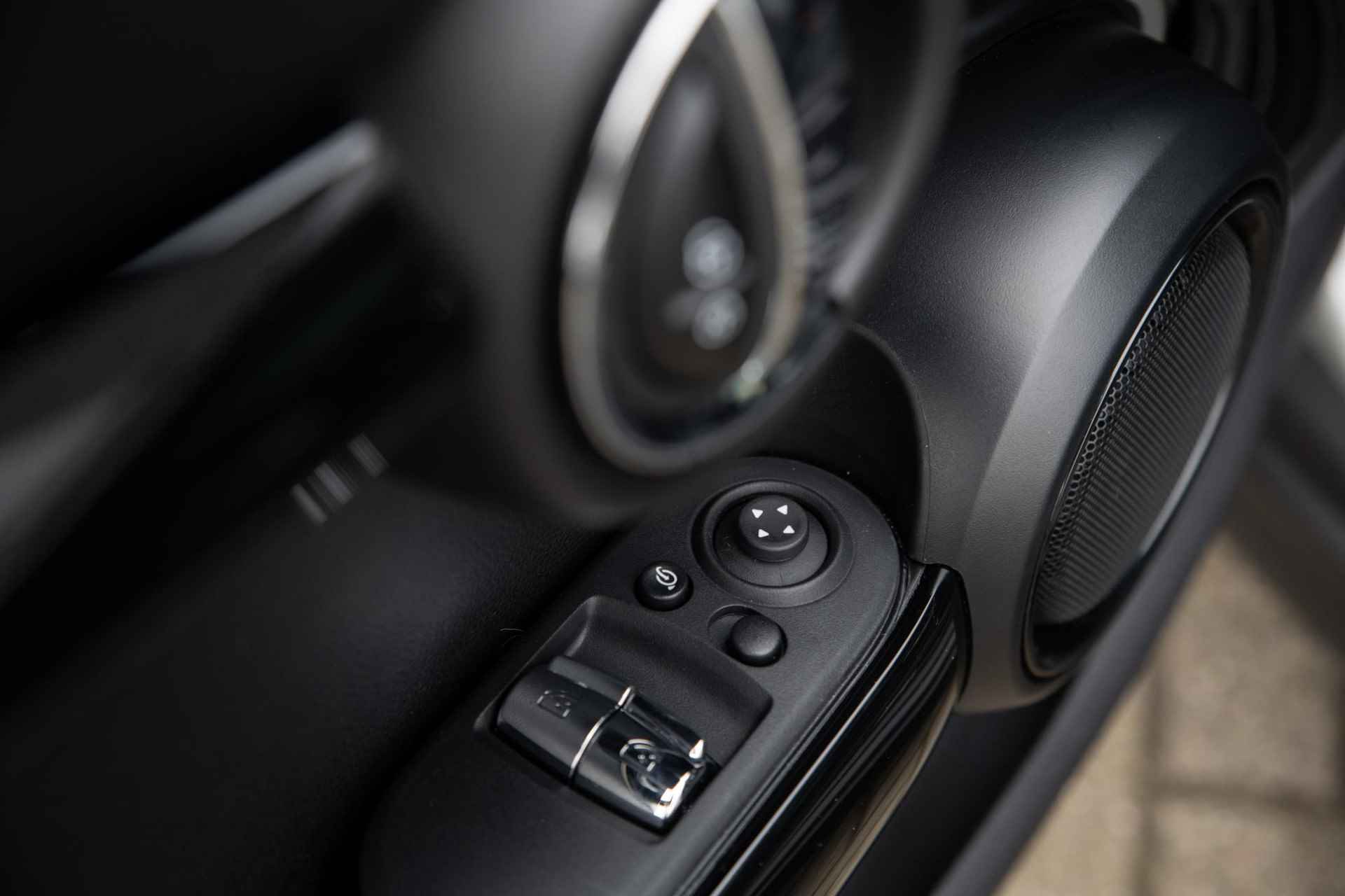 Mini Mini Electric Camden Plus Edition 33 kWh / PANODAK / HARMAN KARDON / LEDER - 45/55