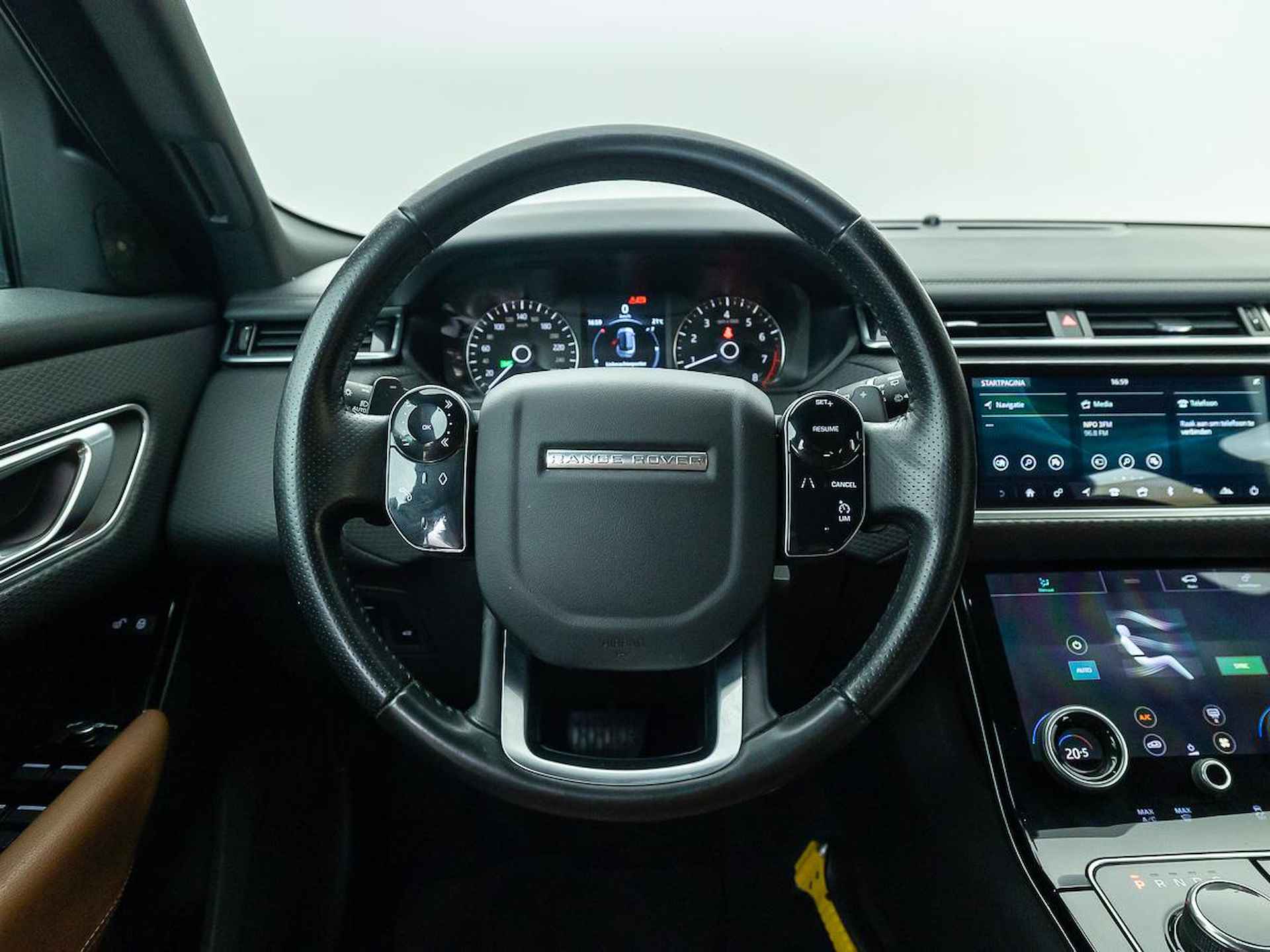 Land Rover Range Rover Velar 2.0 I4 Turbo AWD R-Dynamic | 2 jaar Garantie | BTW - 10/26