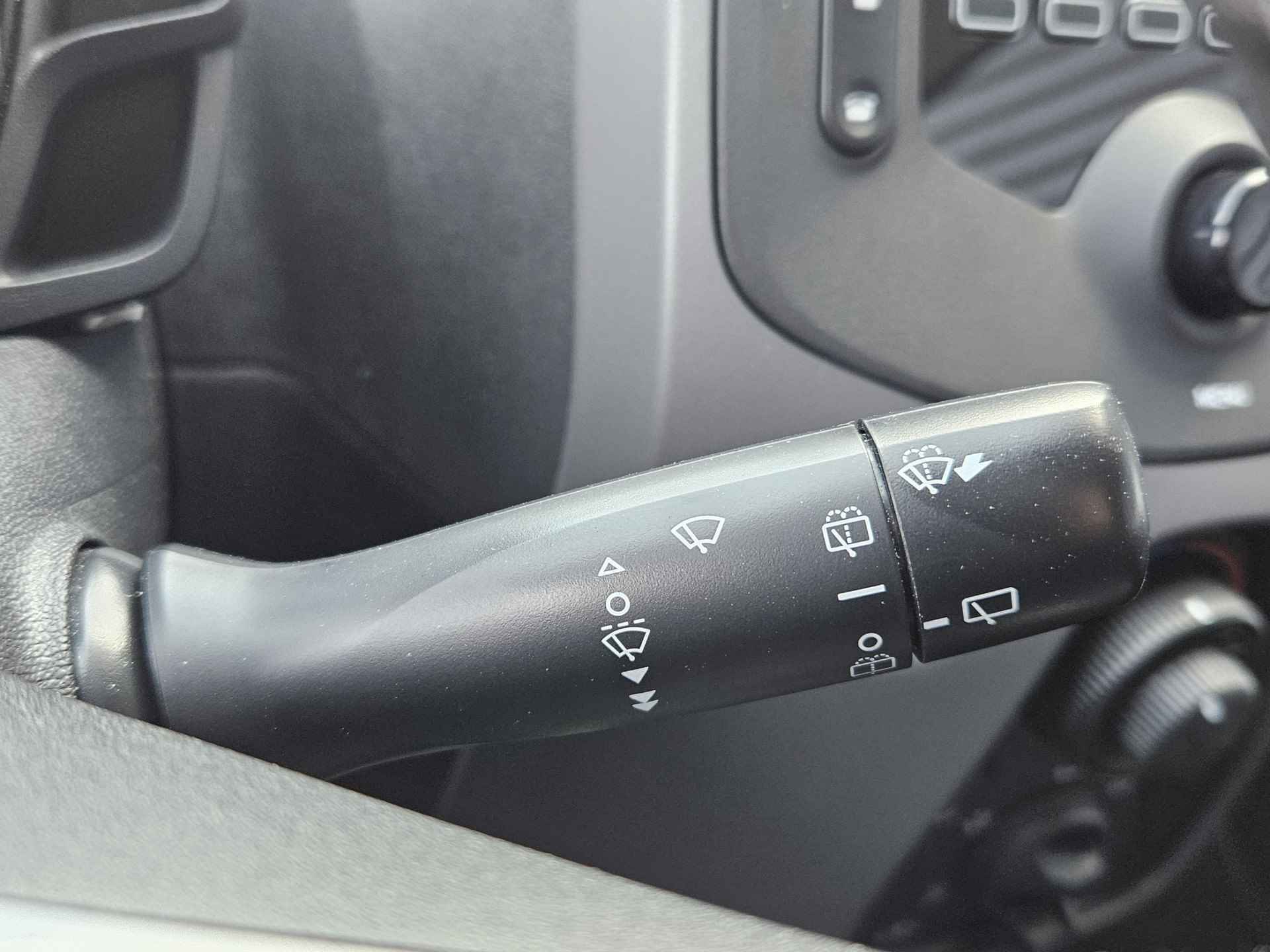 Peugeot 108 1.0 e-VTi Active Airco | Bluetooth | Donker Glas | Elektrisch verstelbare Spiegels - 28/30