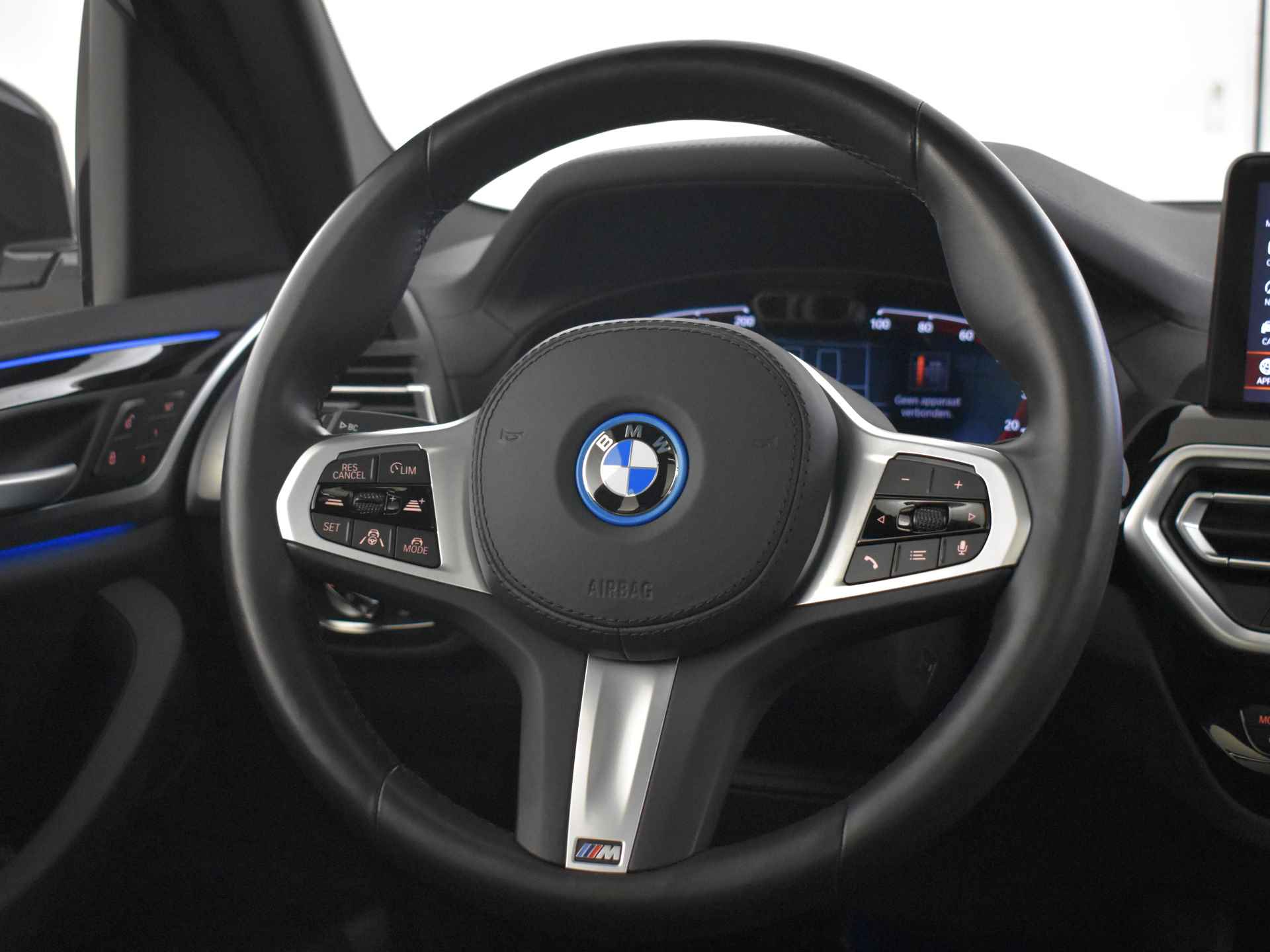 BMW iX3 Executive 74 kWh / Sportstoelen / Driving Assistant Professional / Parking Assistant / Stoelverwarming - 24/54