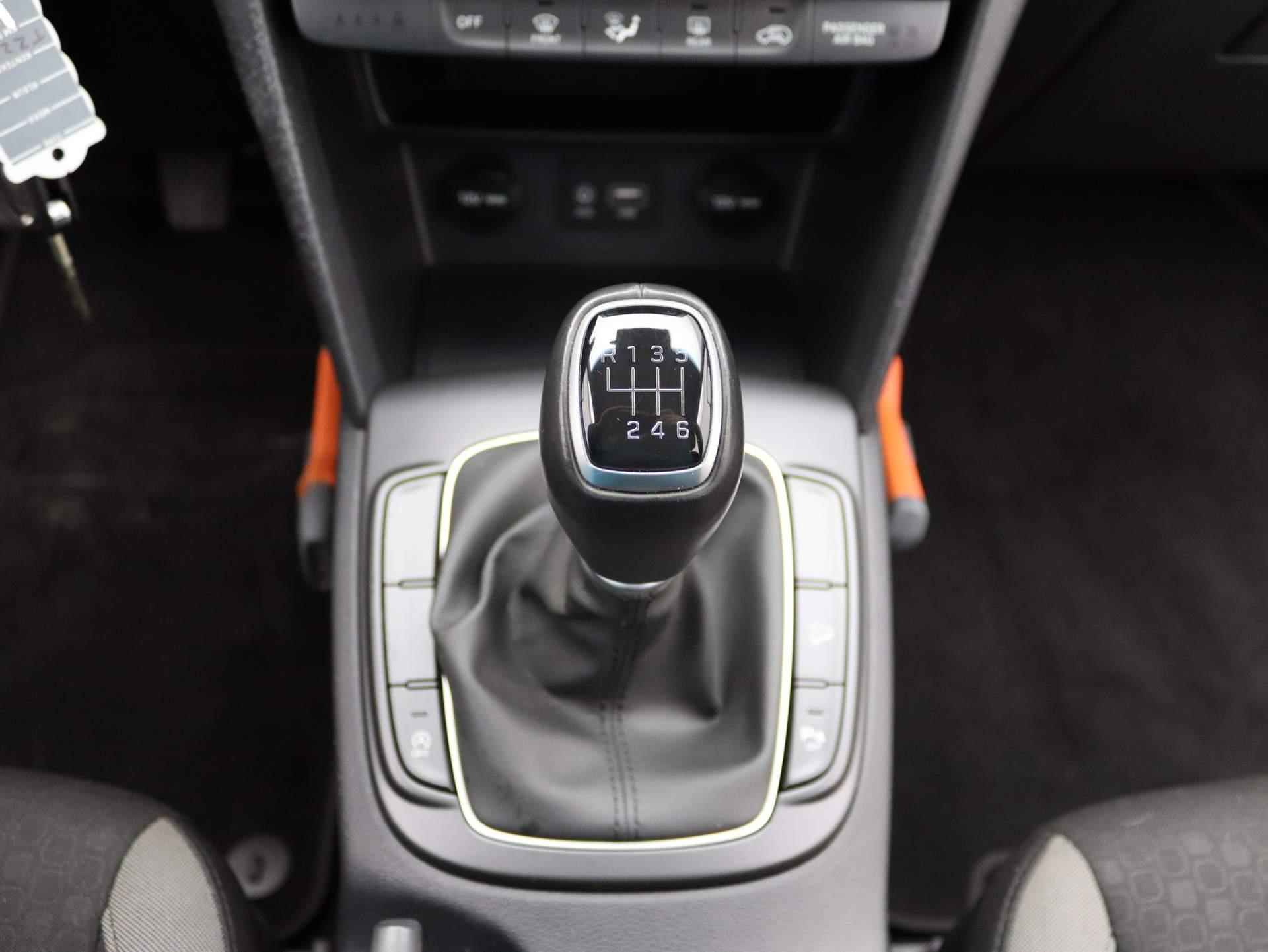 Hyundai Kona 1.0T Essence | Airco | Navigatie | Achteruitrijcamera | Cruise Control | Trekhaak | - 10/44