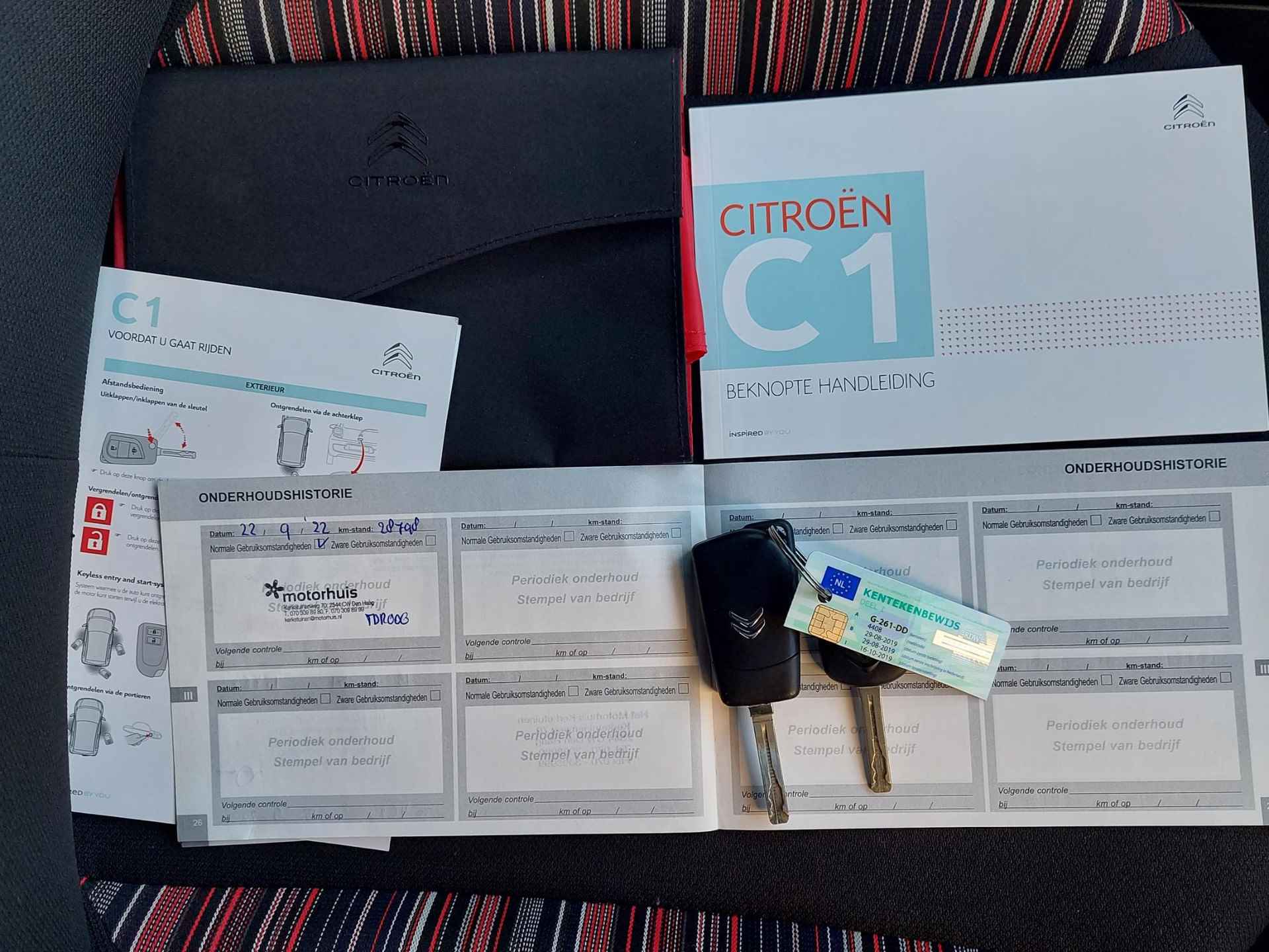 Citroen C1 1.0 VTi 72 pk Feel 5-drs Airco/LED/Bluetooth - 10/27