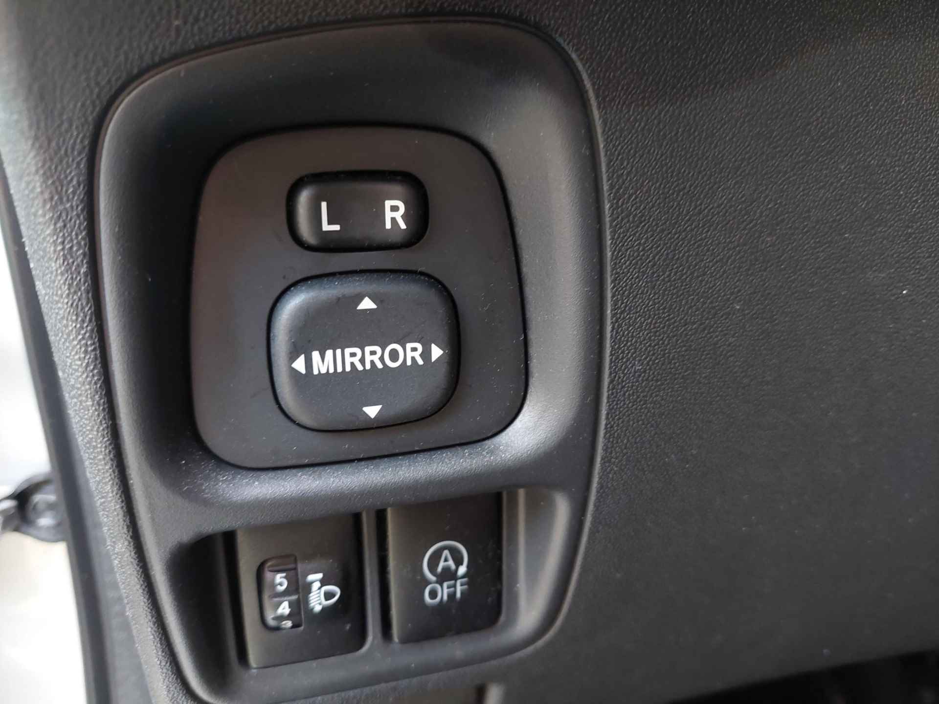 Citroen C1 1.0 VTi 72 pk Feel 5-drs Airco/LED/Bluetooth - 16/27