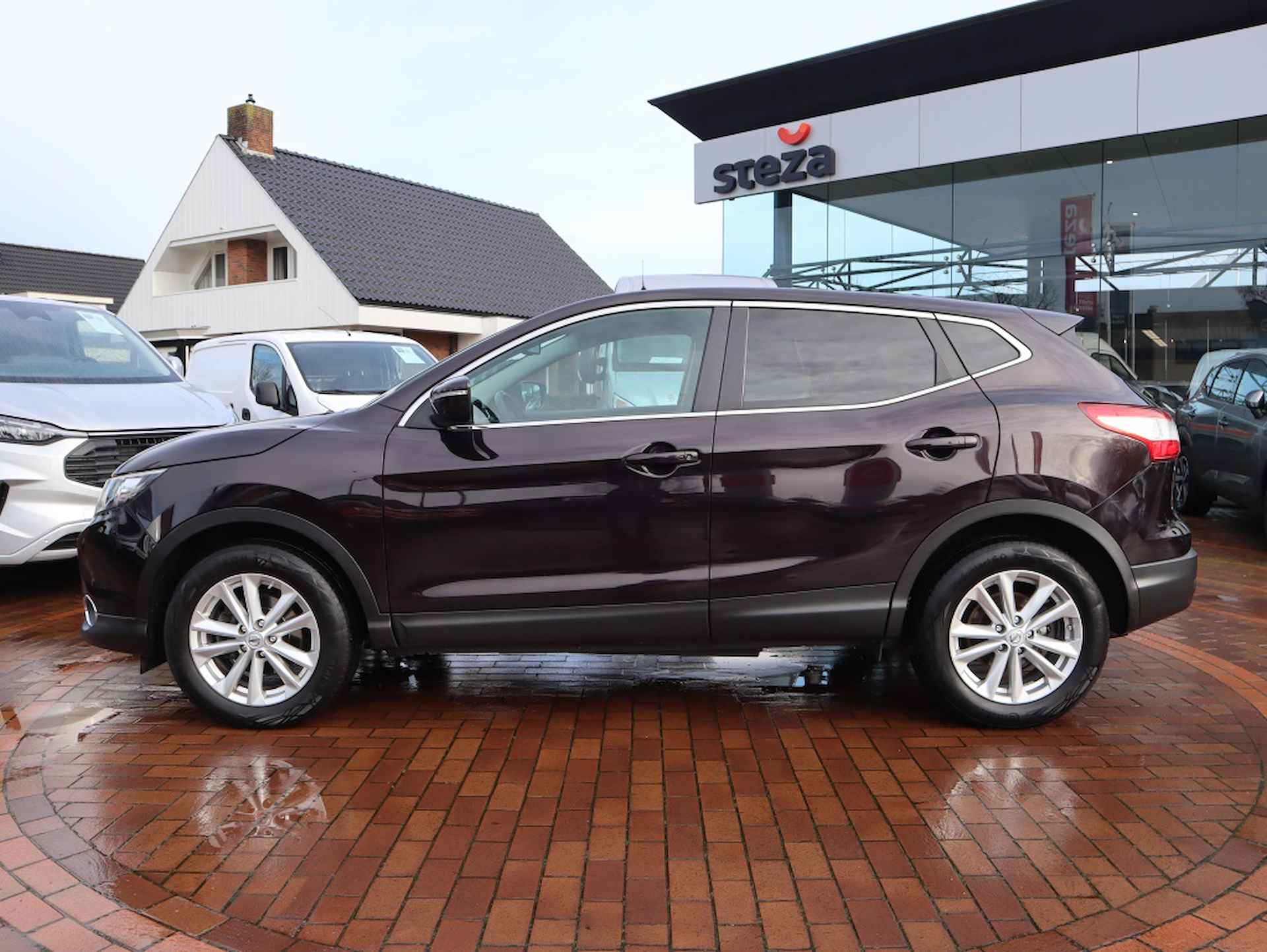 Nissan Qashqai 1.2 Connect Edition / Navigatie / Panorama / Trekhaak - 5/27