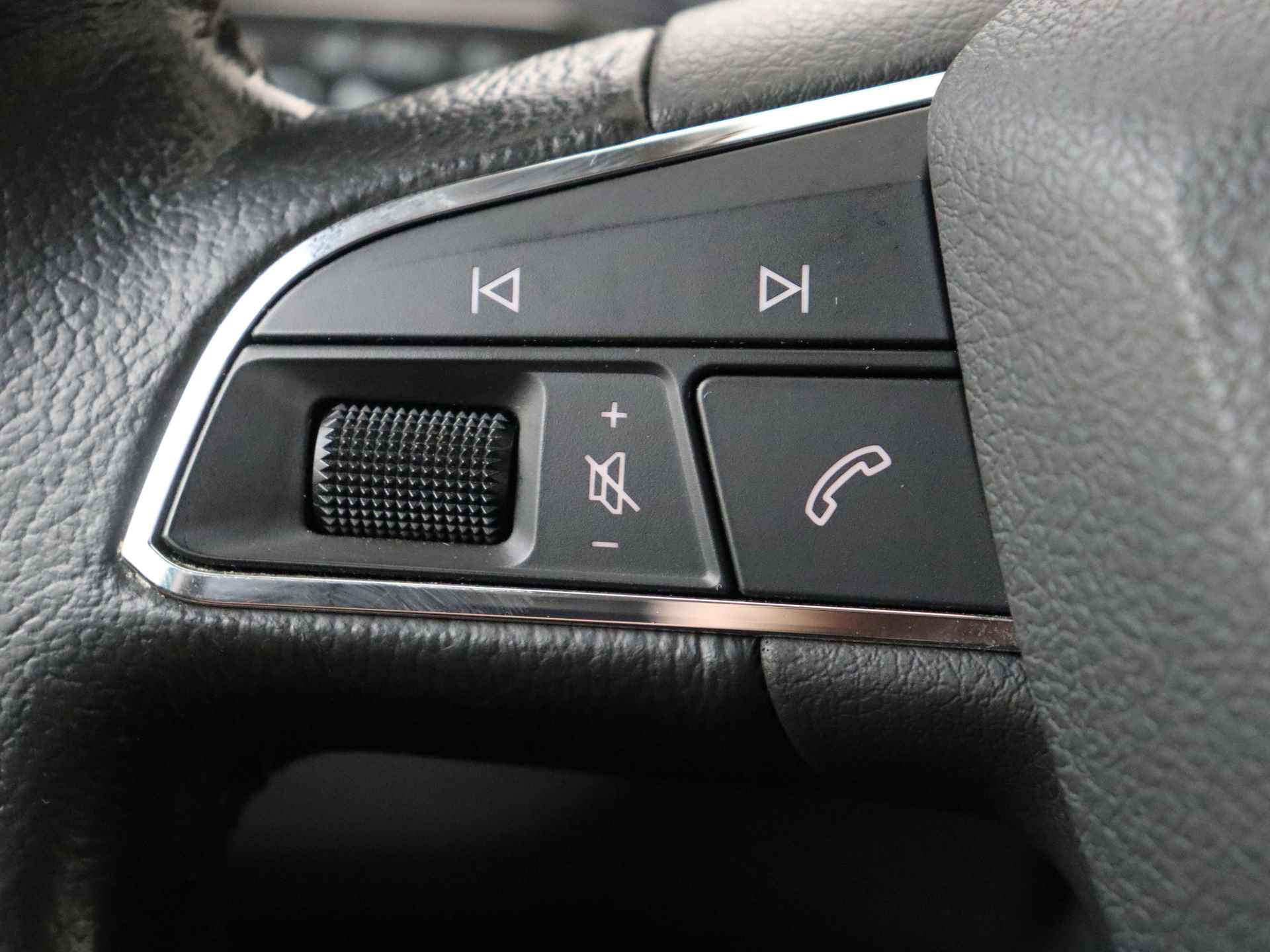 SEAT Ibiza ST 1.0 EcoTSI Style Connect 96 pk 5 deurs | Navigatie | Airco | Lichtmetalen velgen - 20/30