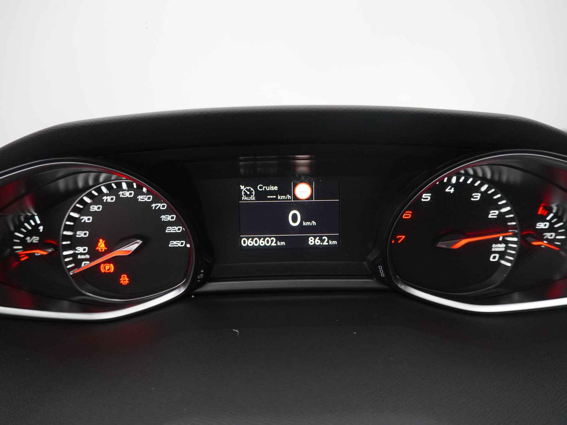 Peugeot 308 1.2 PureTech Allure - Airco - Cruise Control - Navigatie - Dimmende binnenspiegel - Led dagrijverlichting - 12 Maanden Bovag Garantie - 23/47