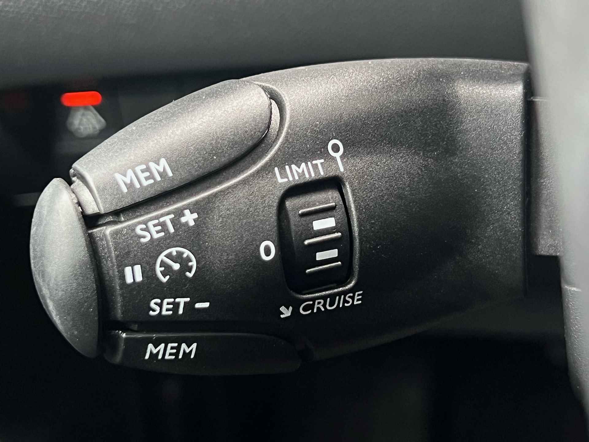 Peugeot 208 1.2 PureTech GT | Automaat | 3D Cockpit | City Pack | - 14/36