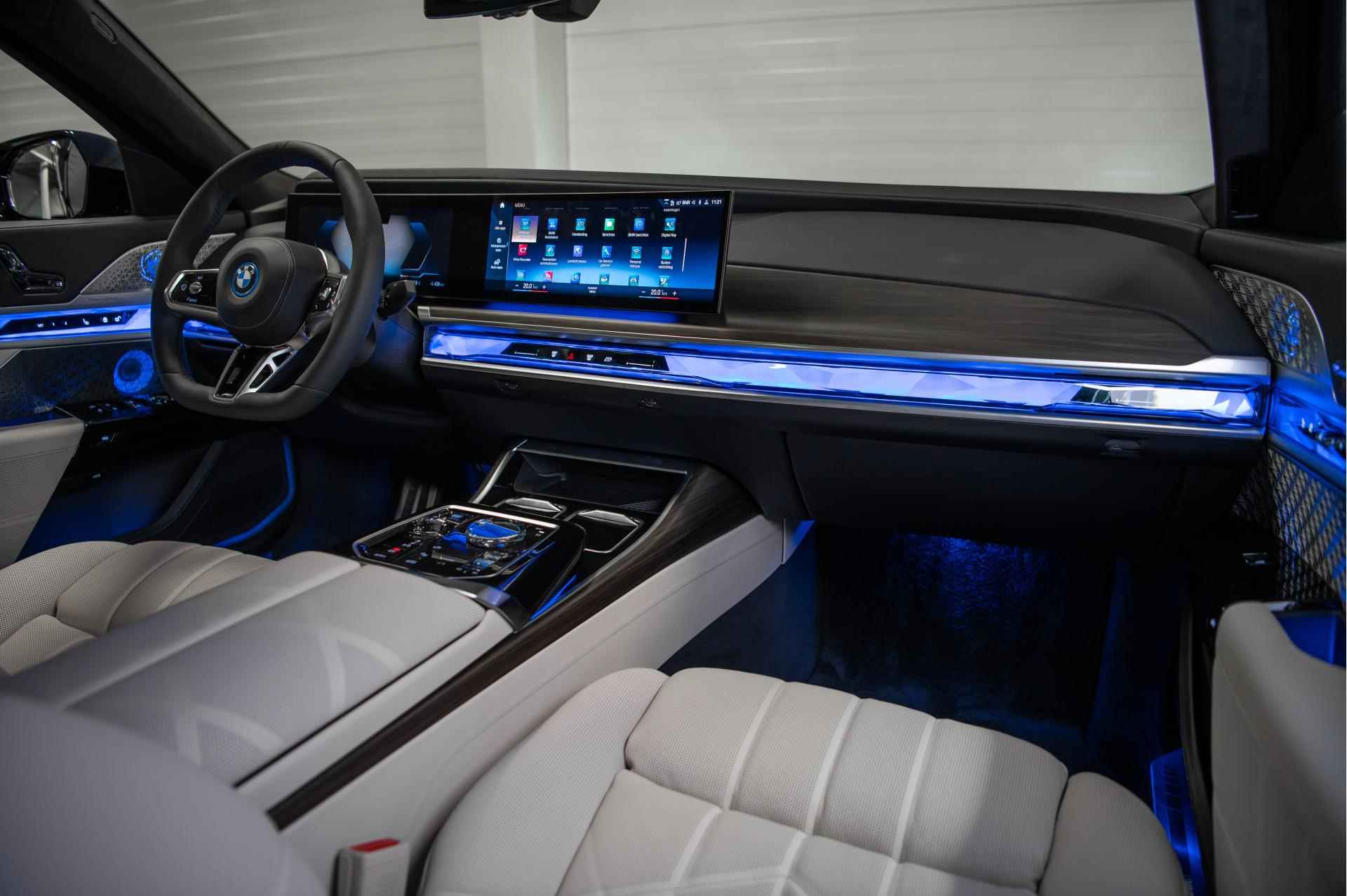 BMW i7 xDrive60 M-Sport Pro | Innovation Pack | Executive Lounge | Rear-Seat Entertainment Experience - 22/25