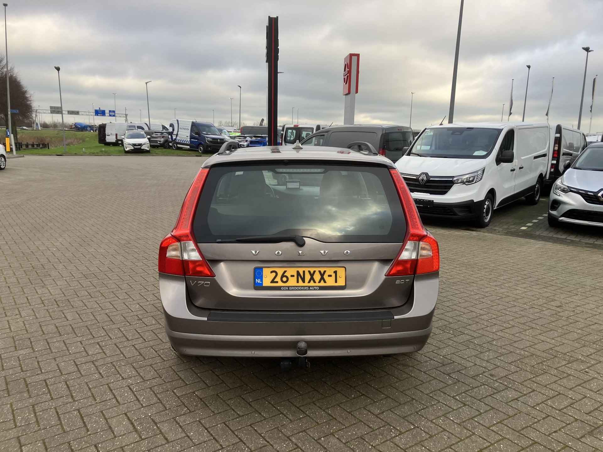 Volvo V70 2.0T Kinetic 203 PK | Trekhaak | - 4/18