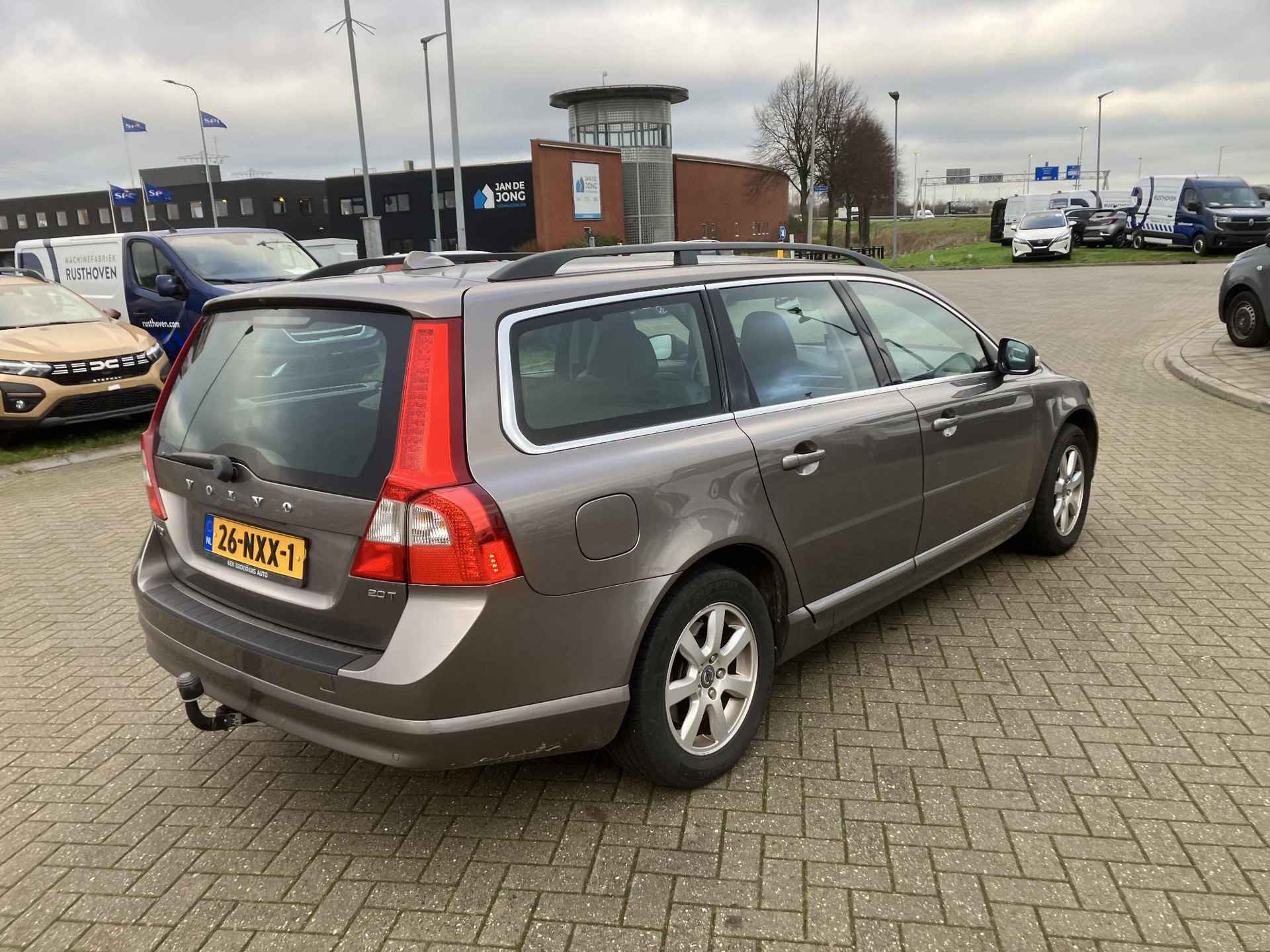 Volvo V70 2.0T Kinetic 203 PK | Trekhaak | - 9/18